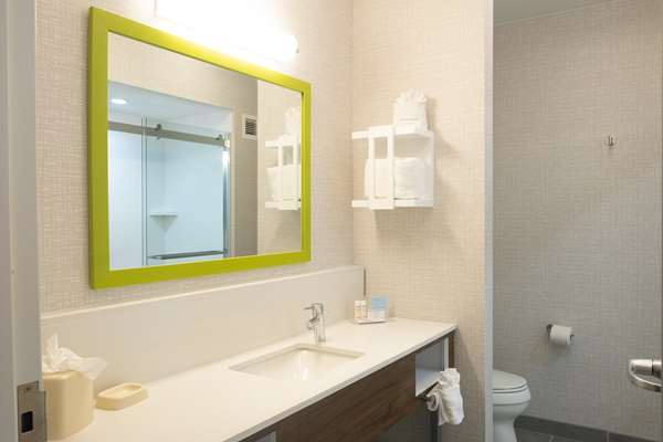  - Hampton Inn & Suites Vista Ridge Lewisville