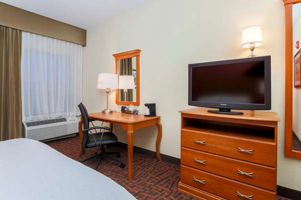  - Hampton Inn Fairborn
