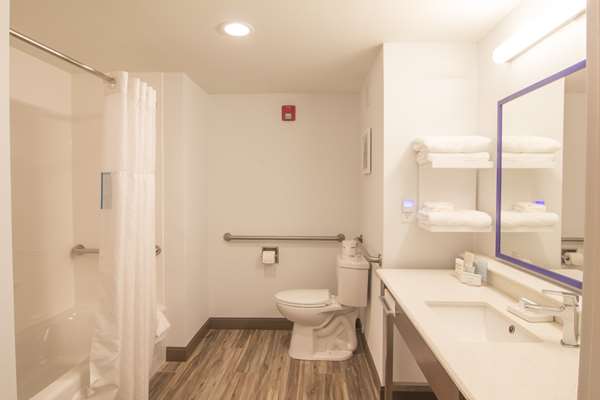  - Hampton Inn Huber Heights - I-70, Exit 36