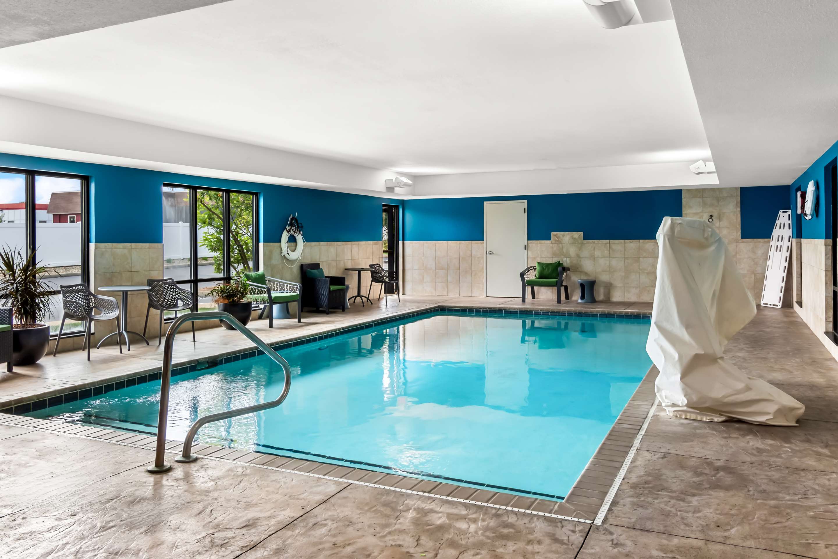 Pool | Hampton Inn by Hilton Dayton South