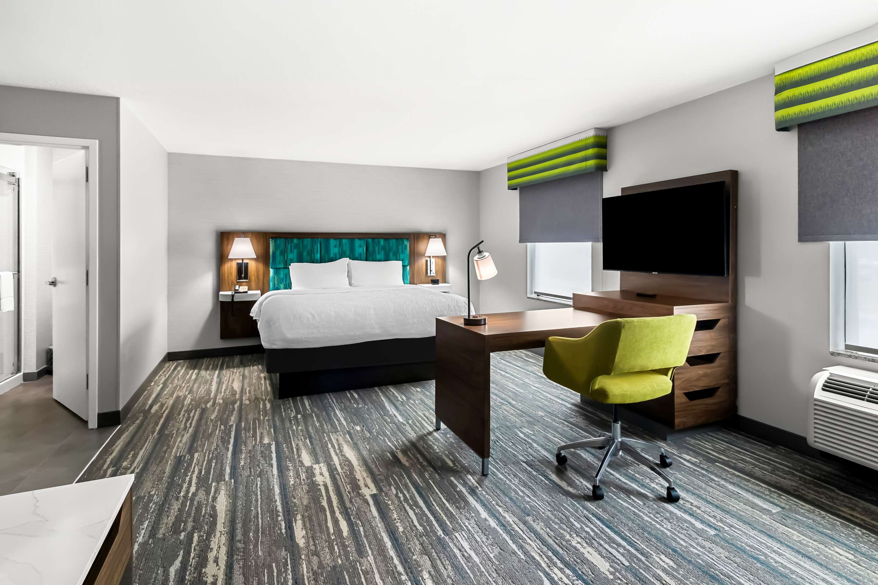 Guest room