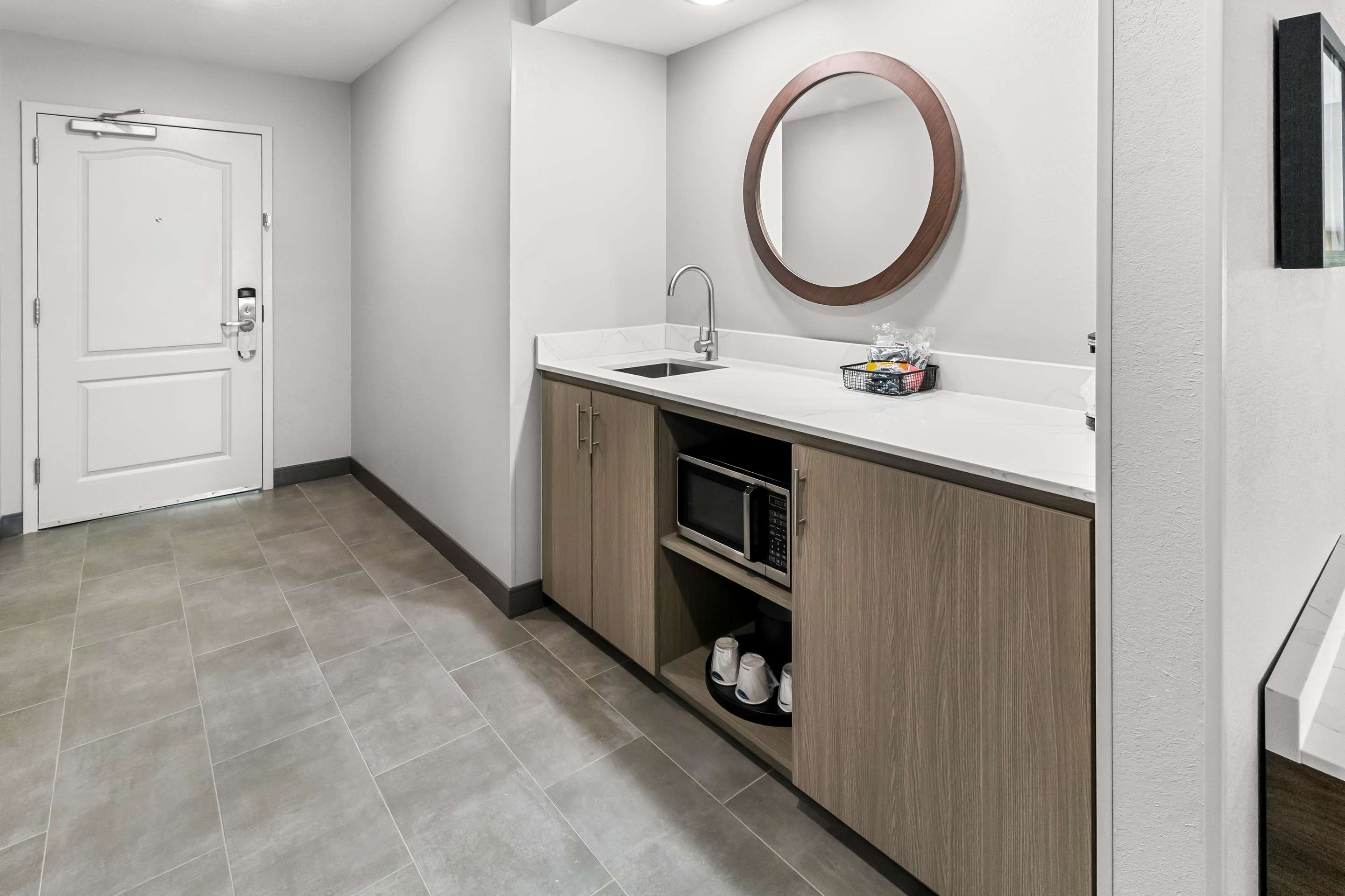 Guest room