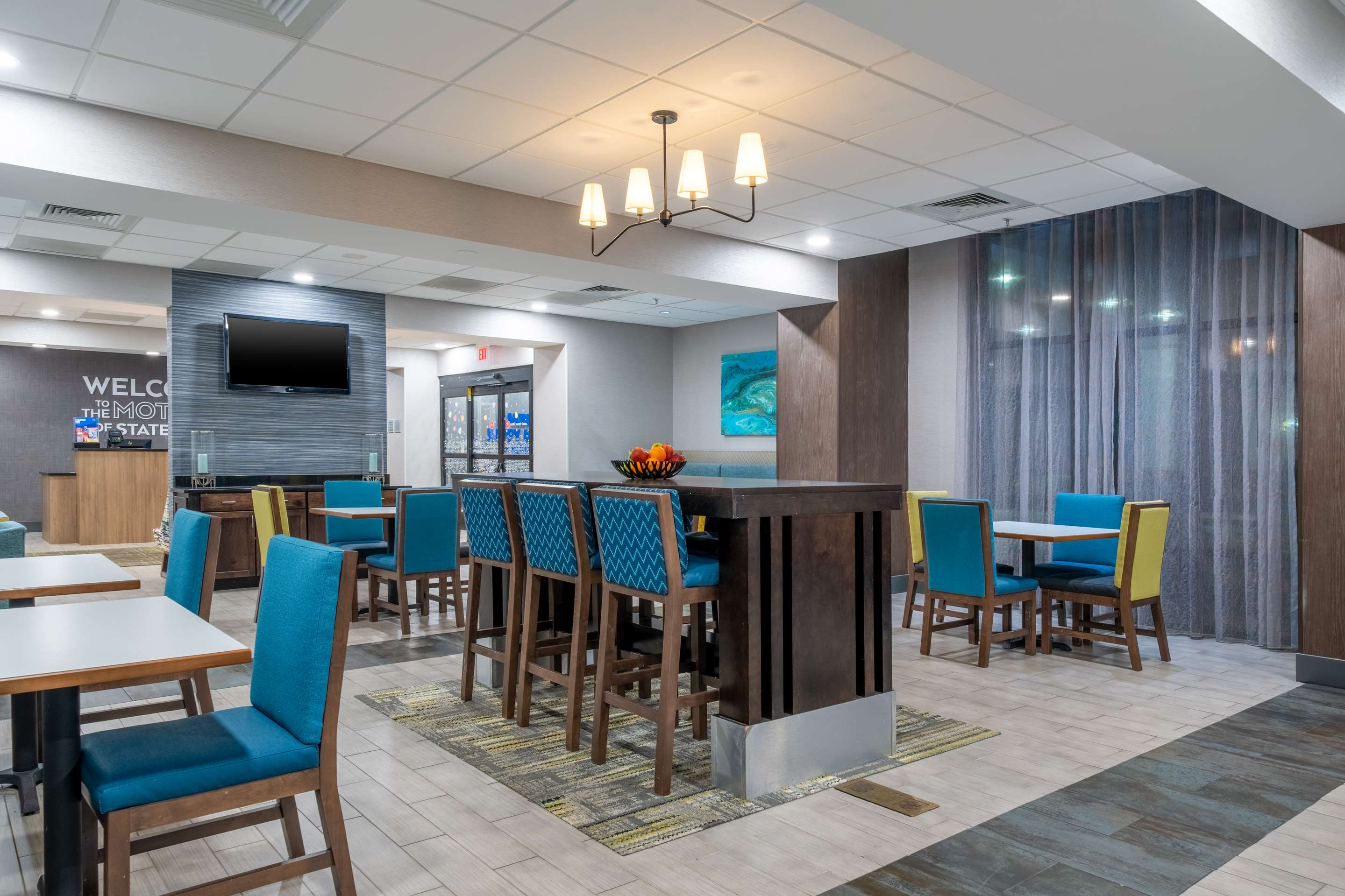 Lobby | Hampton Inn Dahlgren