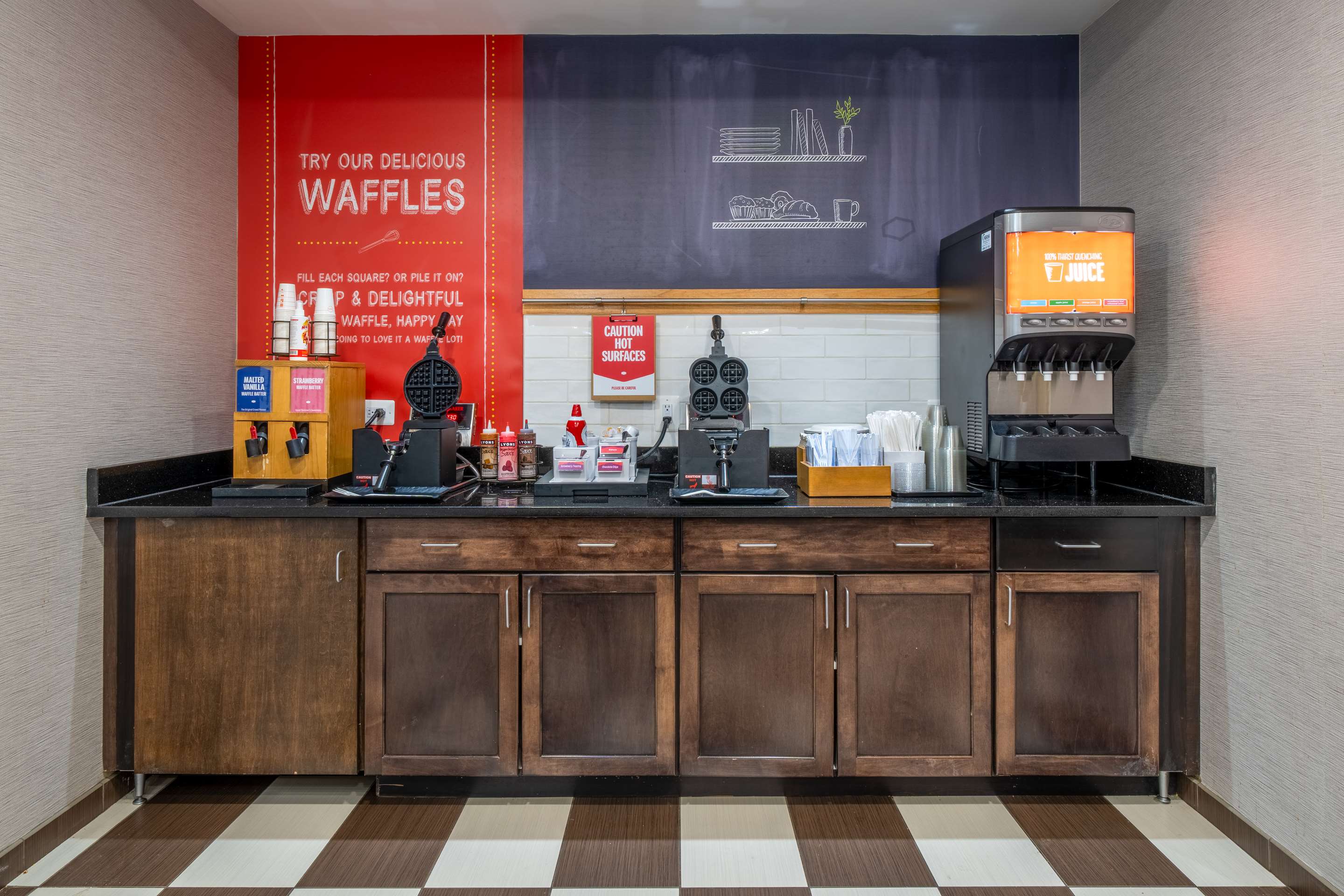 Restaurant | Hampton Inn Dahlgren