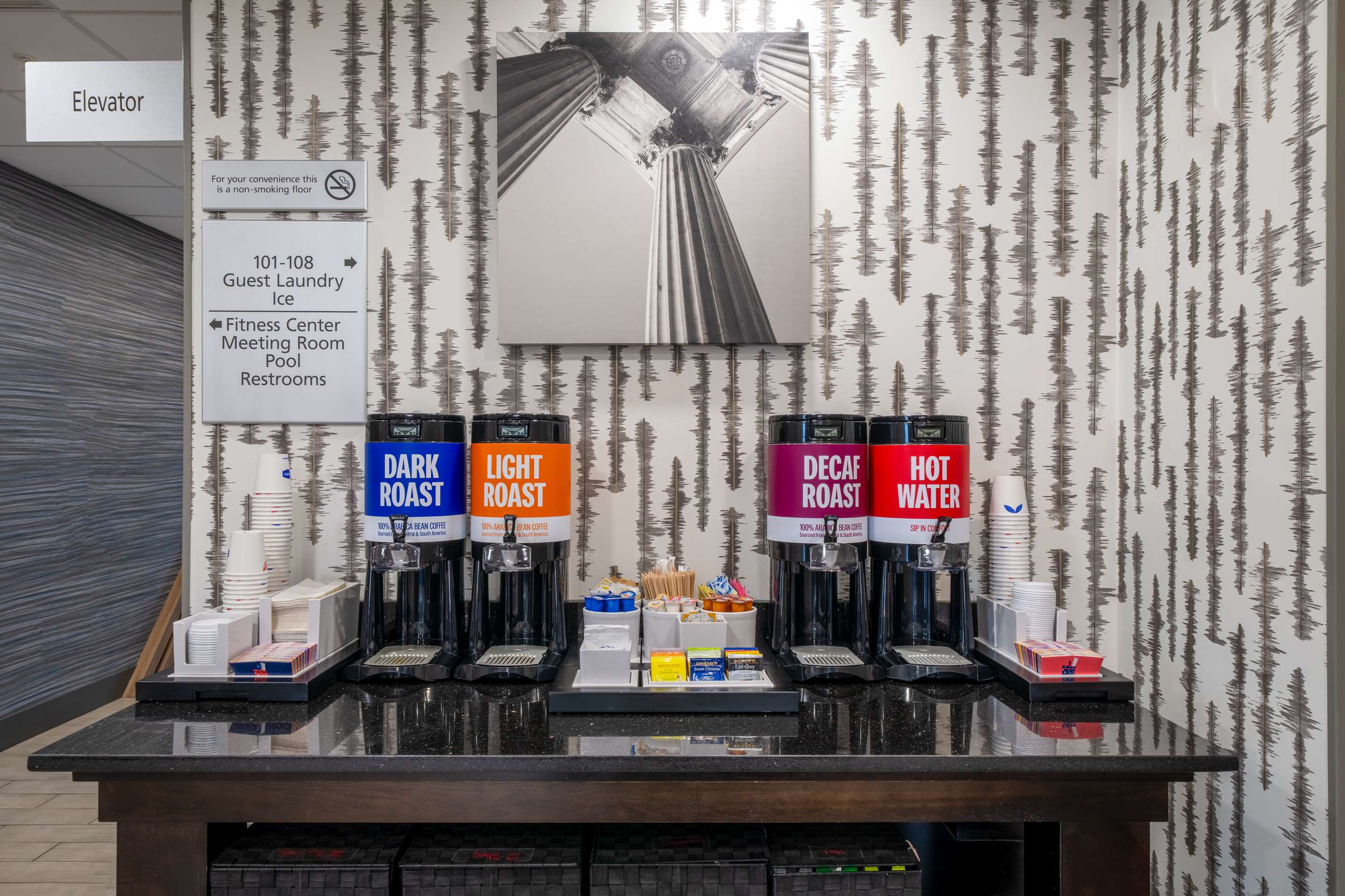 Restaurant | Hampton Inn Dahlgren