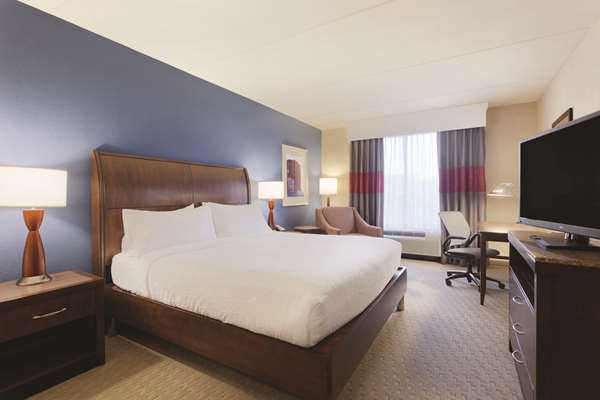  - Hilton Garden Inn Falls Church - I-66, Exit 66