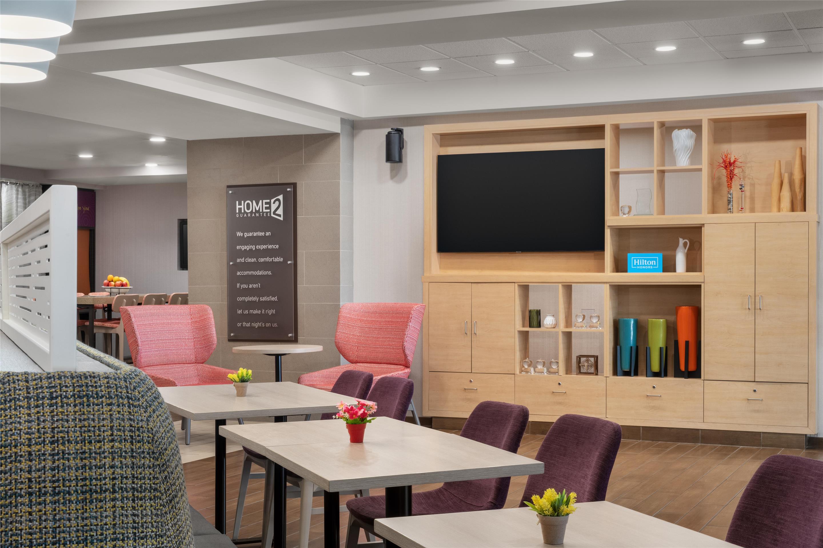 Lobby | Home2 Suites by Hilton Lexington Park Patuxent River NAS, MD