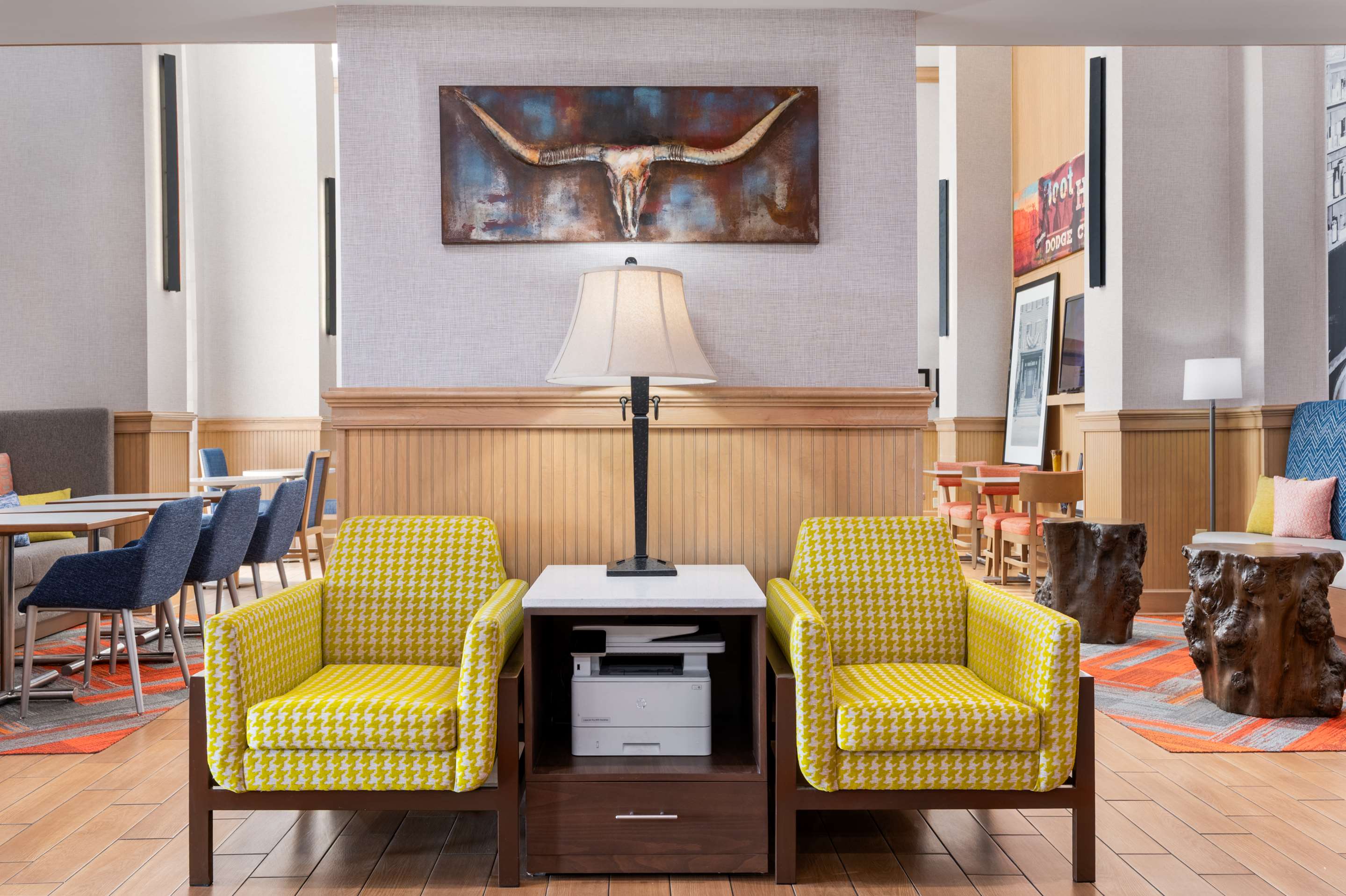 Lobby | Hampton Inn & Suites Dodge City