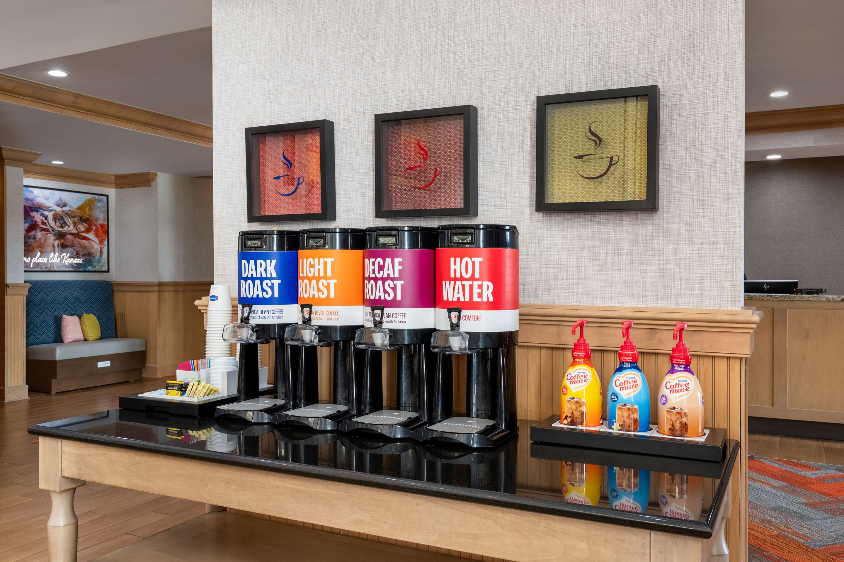 Restaurant | Hampton Inn & Suites Dodge City