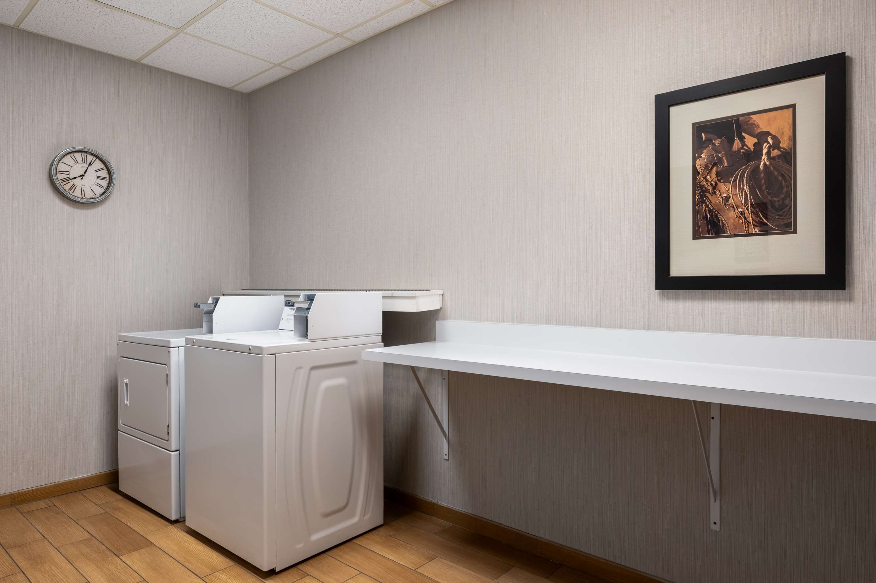 Laundry | Hampton Inn & Suites Dodge City
