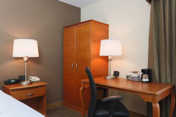  - Hampton Inn Forsyth
