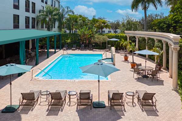 Pool - Hampton Inn Deerfield Beach - I-95, Exit 42