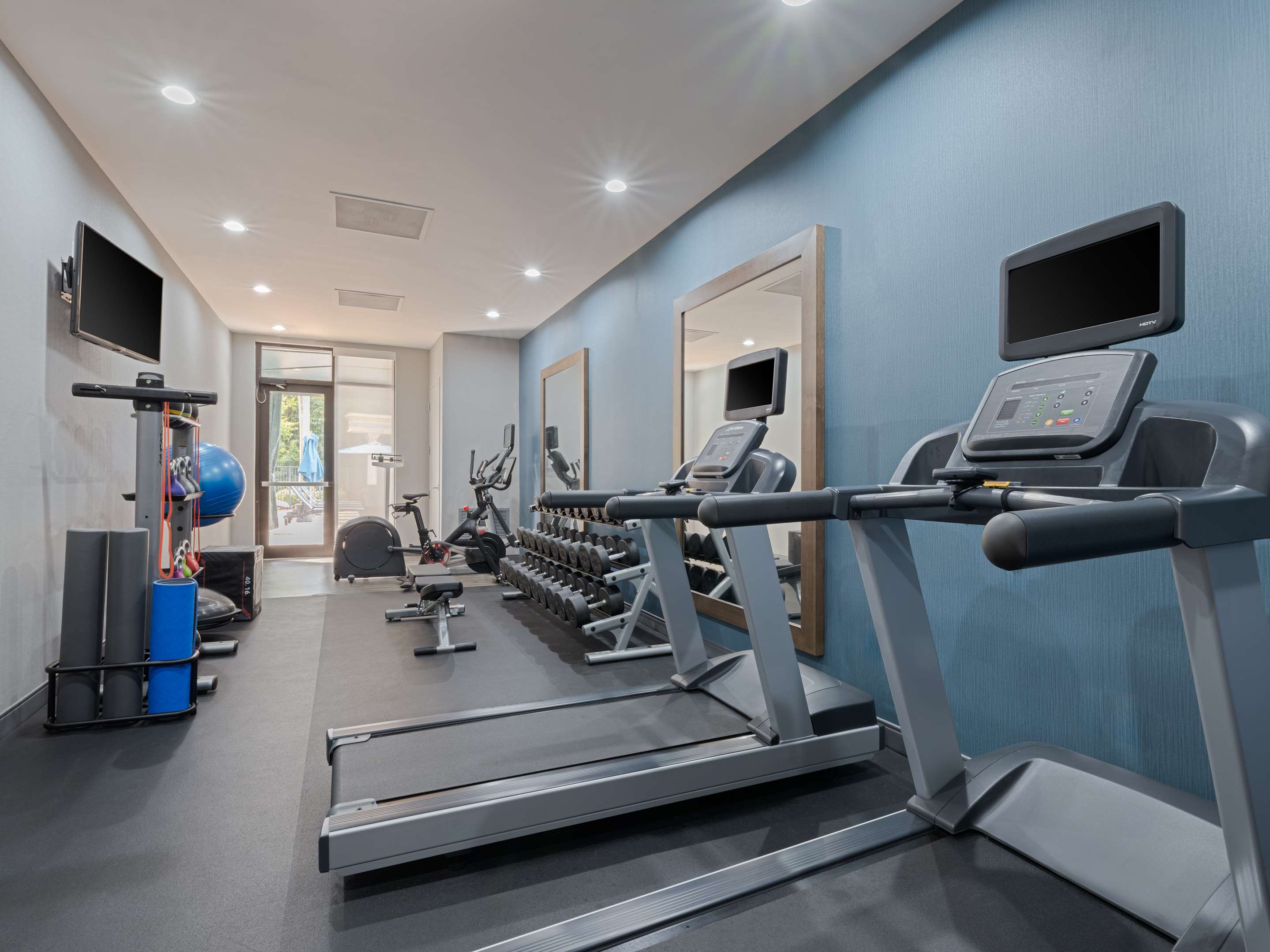 Health club fitness center gym | Hampton Inn Boca Raton-Deerfield Beach
