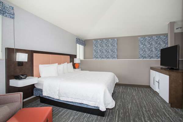  - Hampton Inn & Suites Downtown Denver