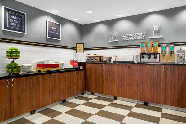 Amenities - Hampton Inn Golden