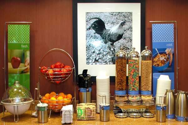 Restaurant - Hampton Inn & Suites Littleton