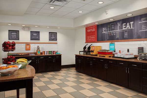 Amenities - Hampton Inn & Suites Littleton