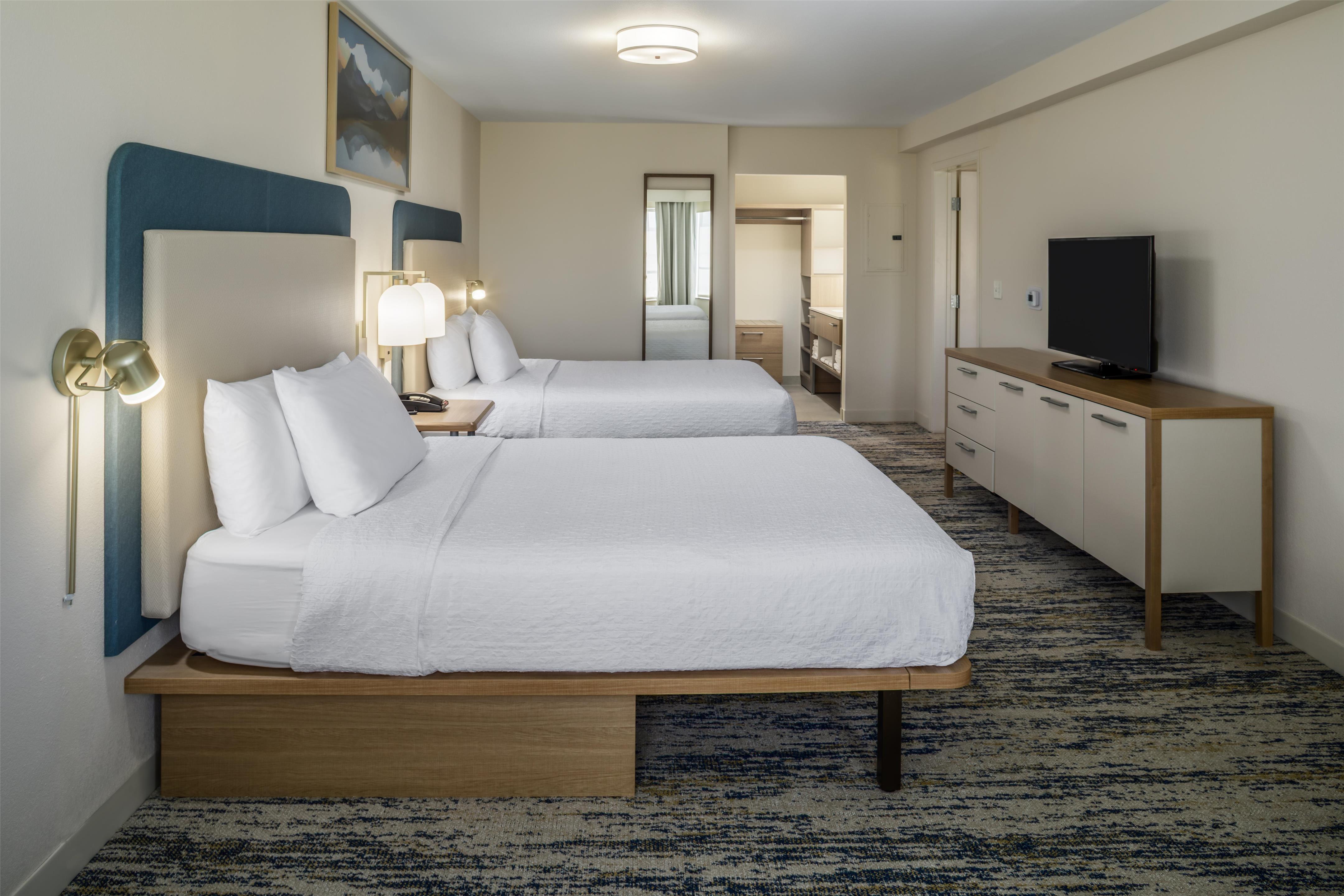 Guest room
