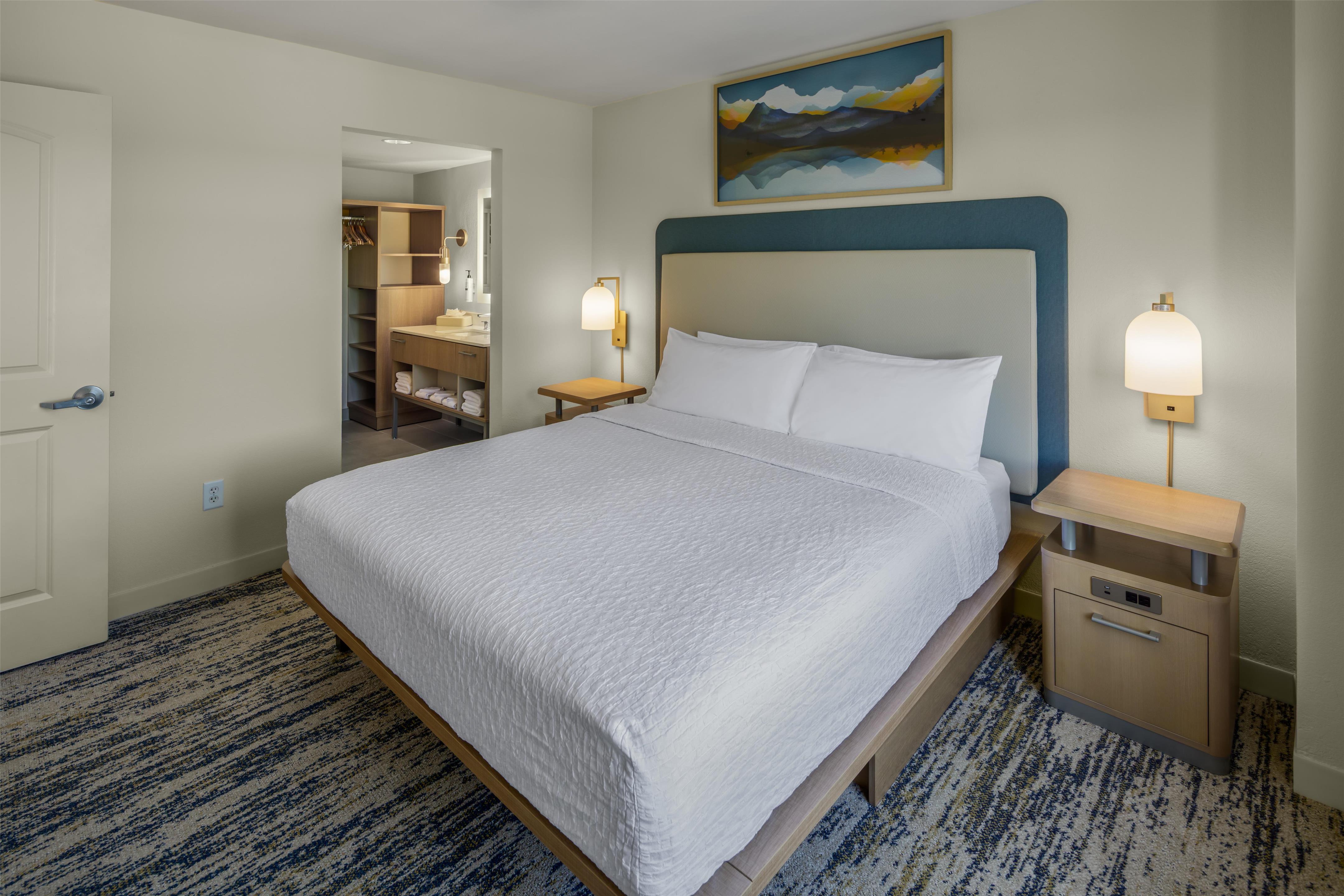 Guest room