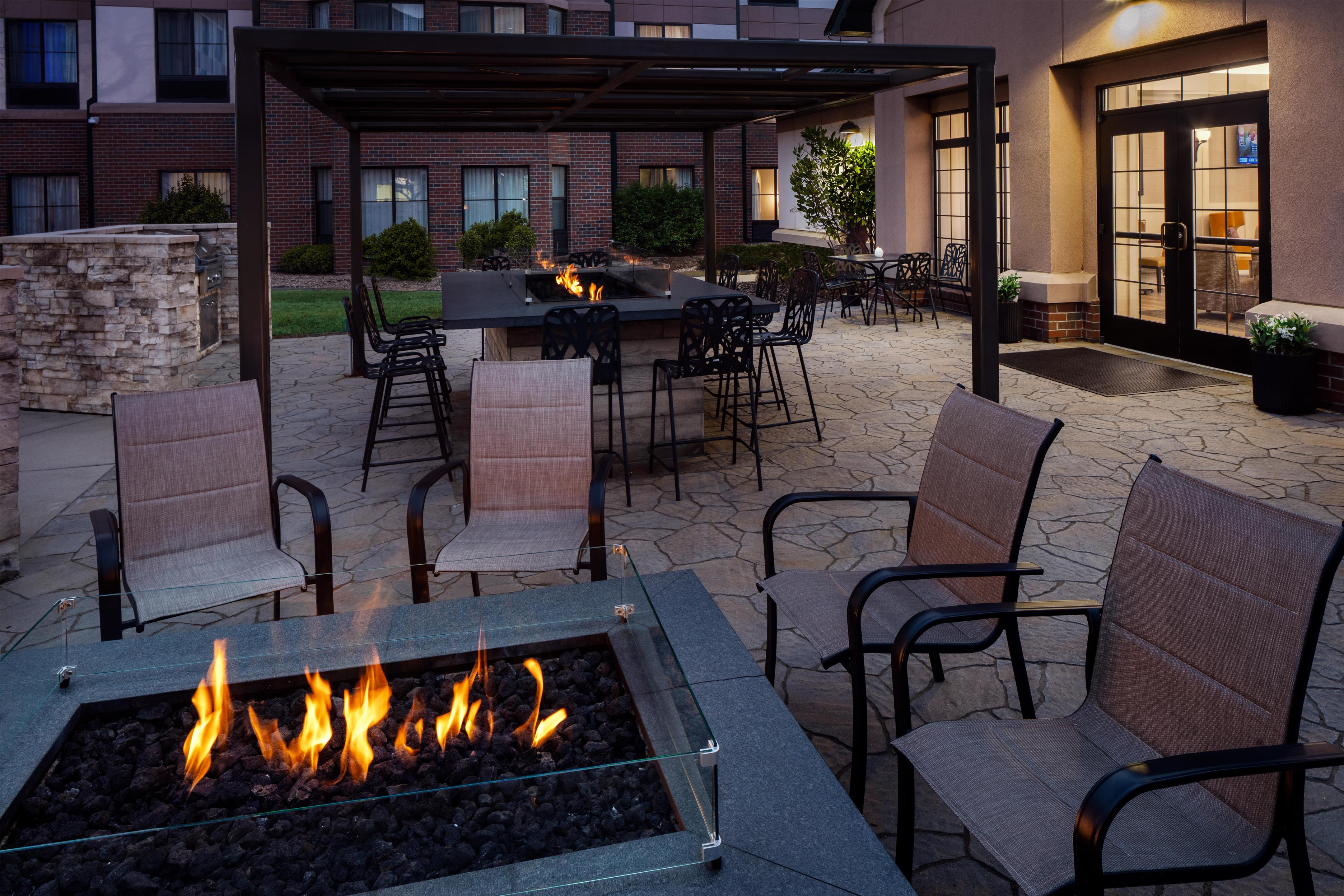 Exterior | Homewood Suites by Hilton Denver Int'l Airport