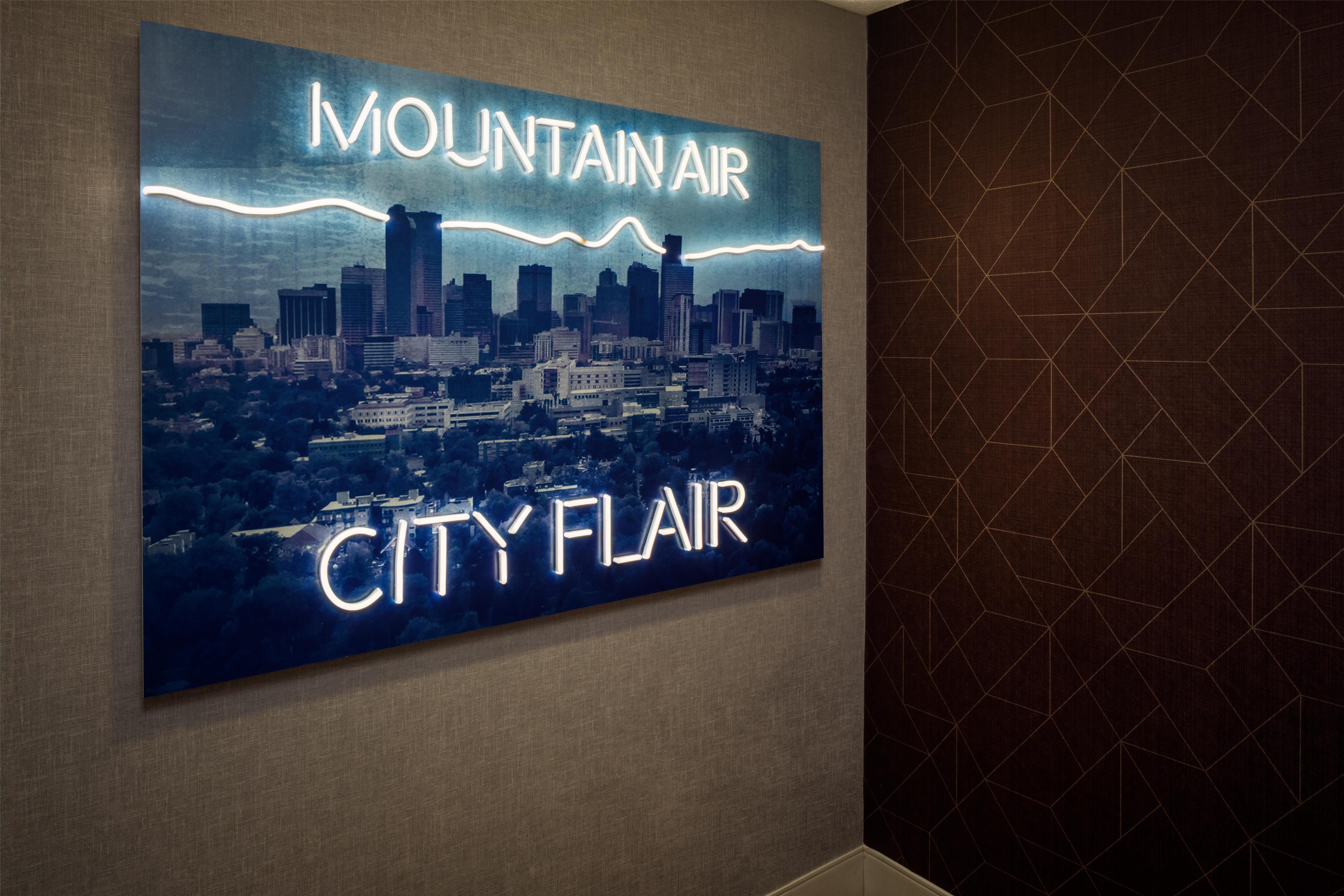 Lobby | Homewood Suites by Hilton Denver Int'l Airport