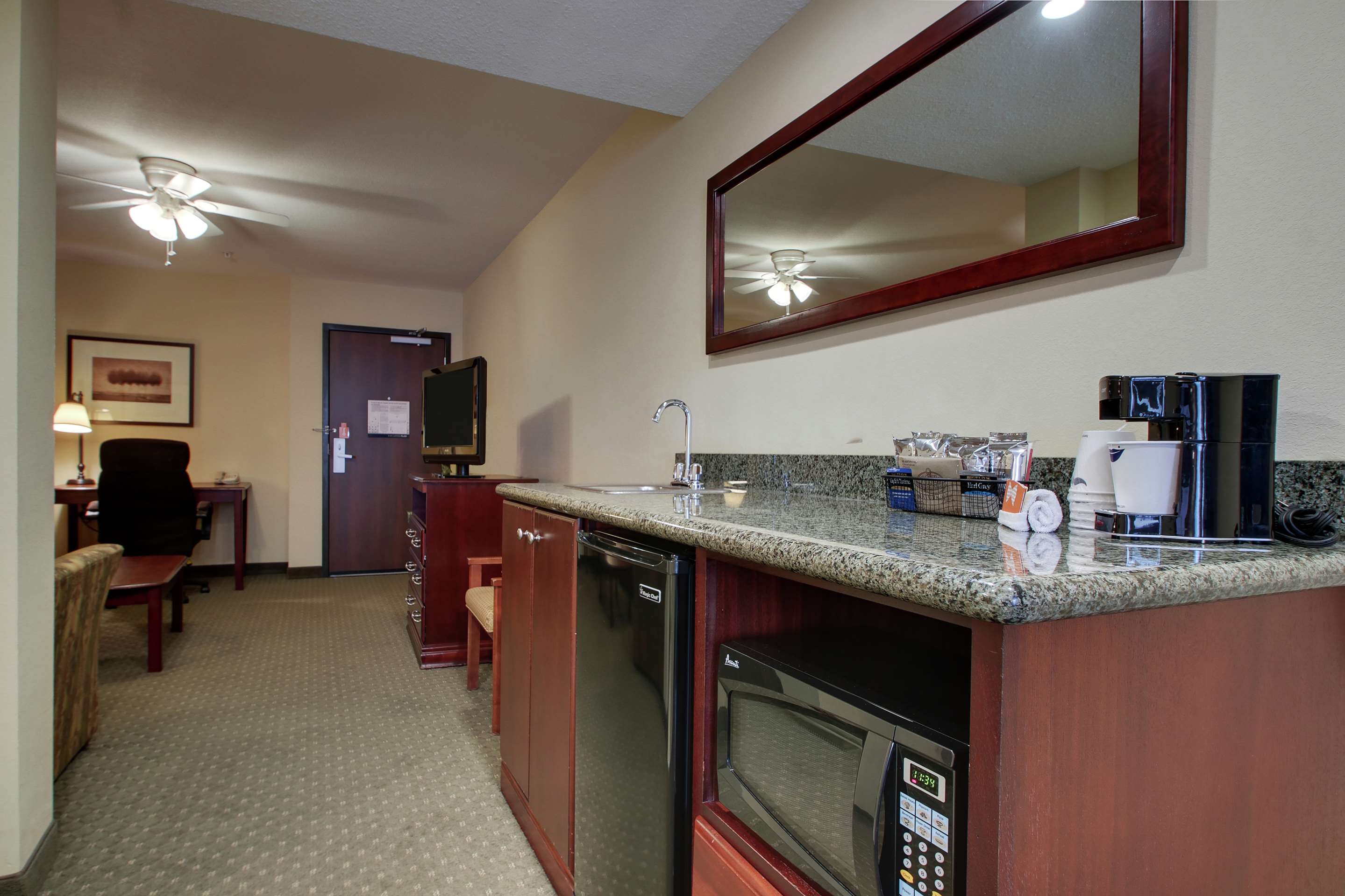Guest room
