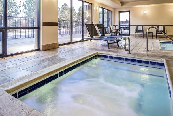 Pool - Hampton Inn Louisville