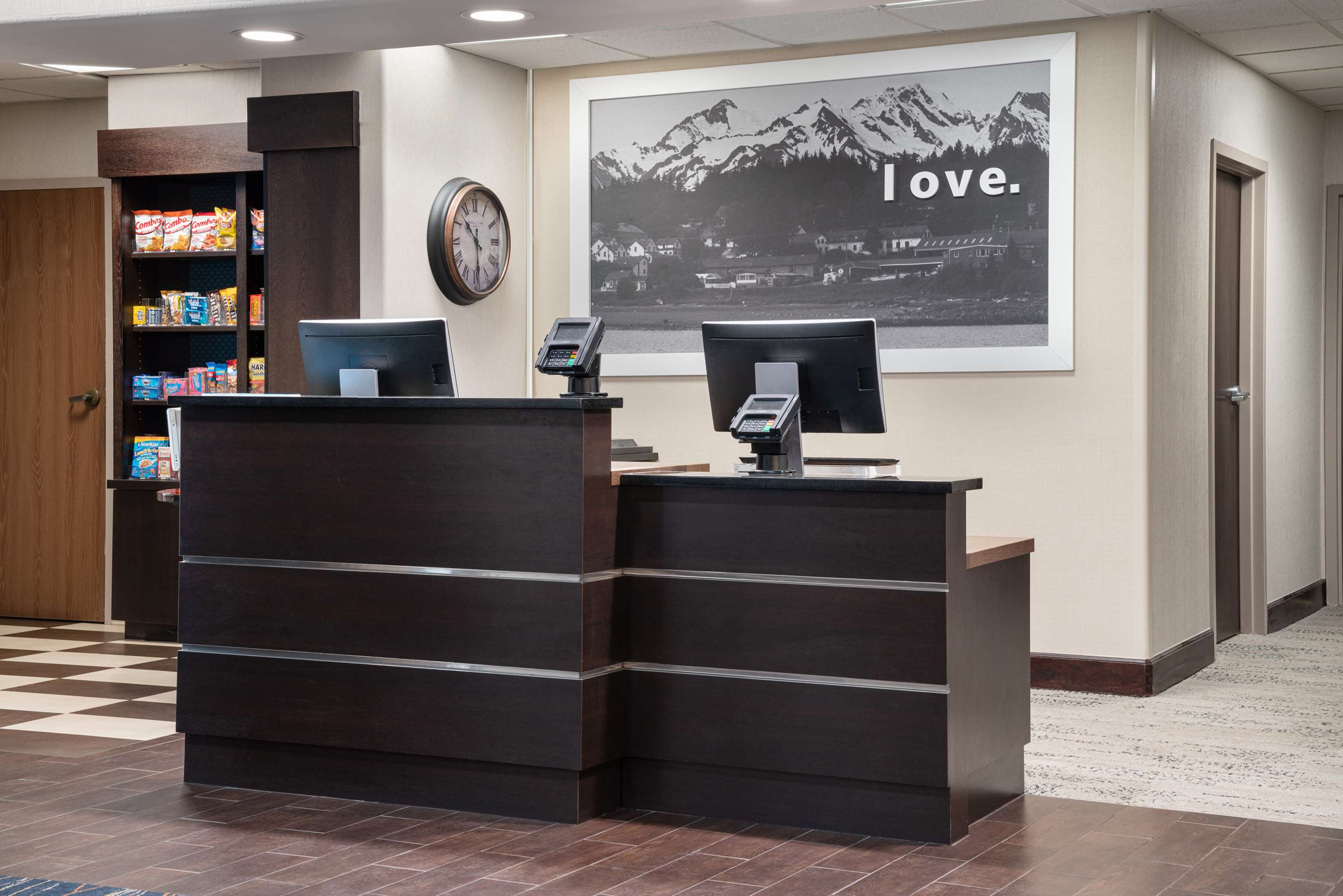 Reception | Hampton Inn Boulder - Louisville