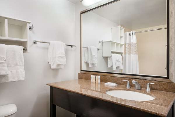  - Hampton Inn Louisville