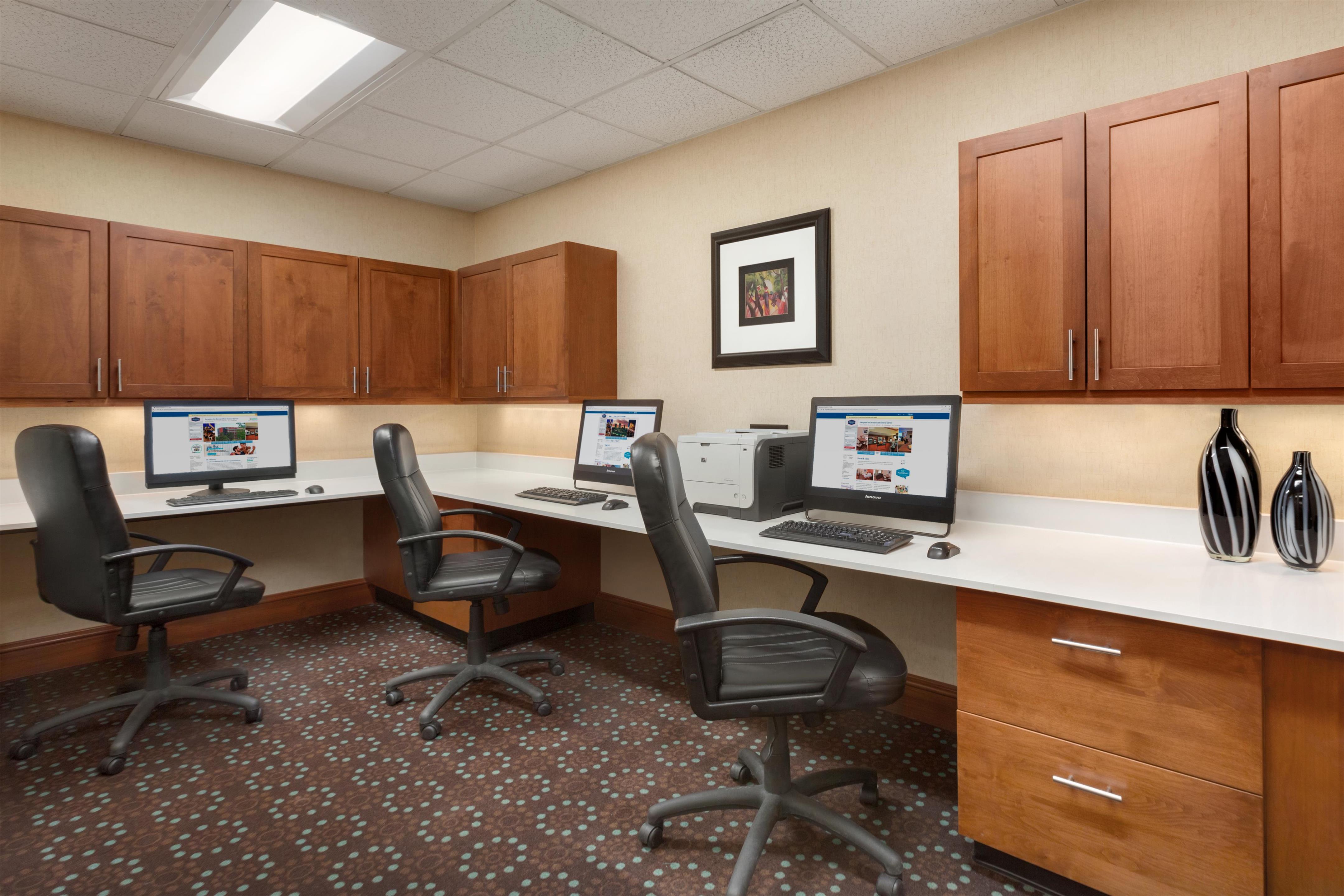 Business Center | Hampton Inn Denver West Federal Center