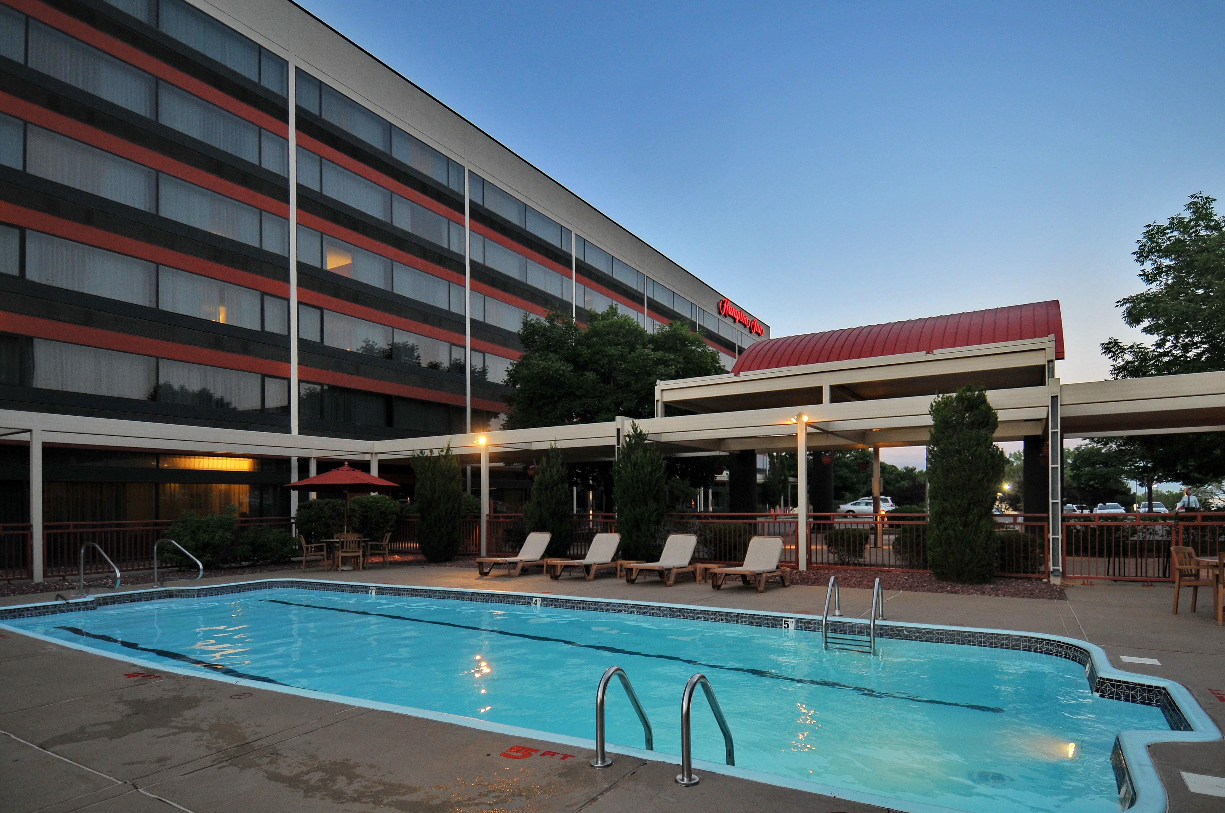 Pool | Hampton Inn Denver West Federal Center