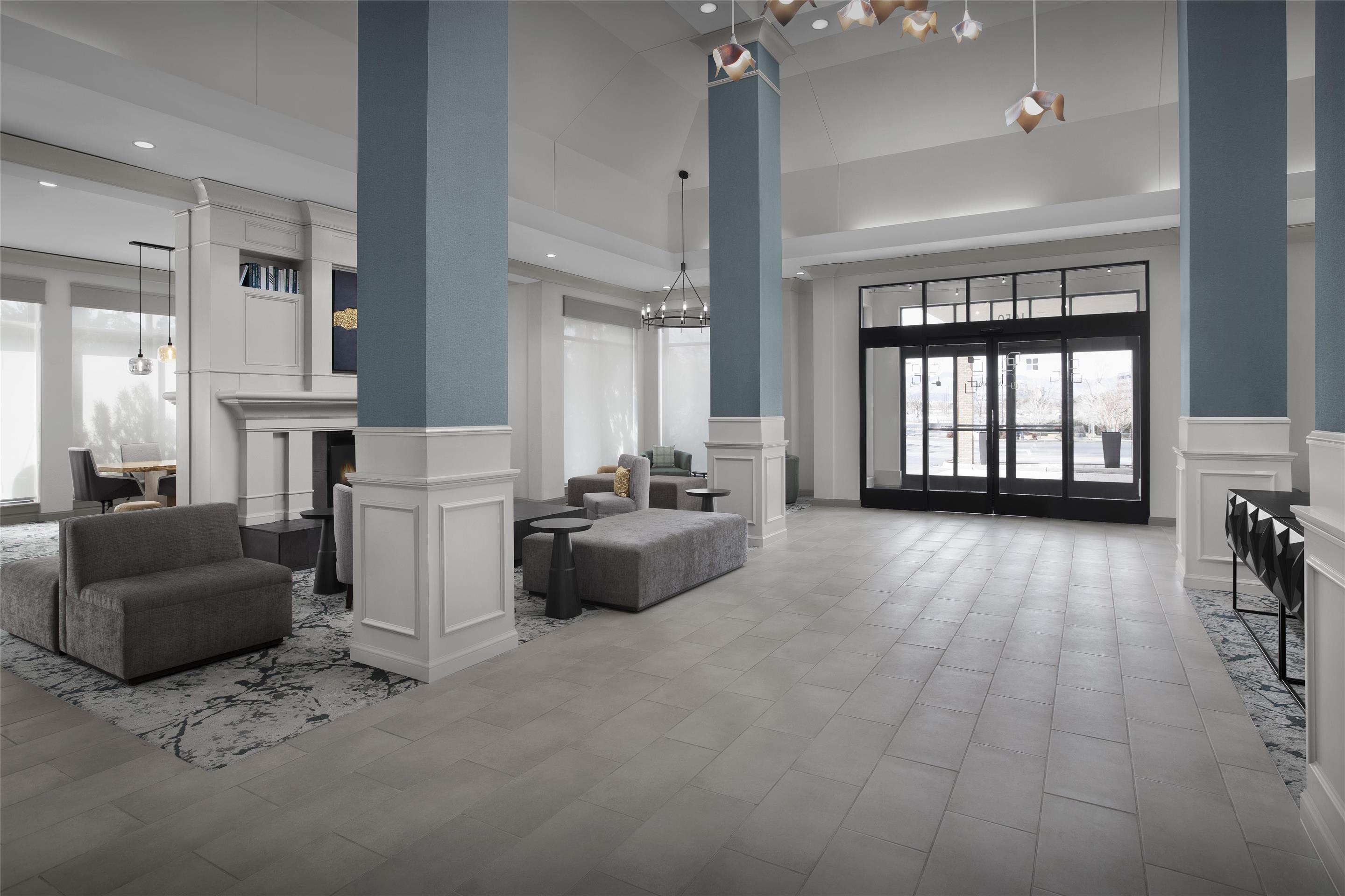 Lobby | Hilton Garden Inn Denver/Highlands Ranch