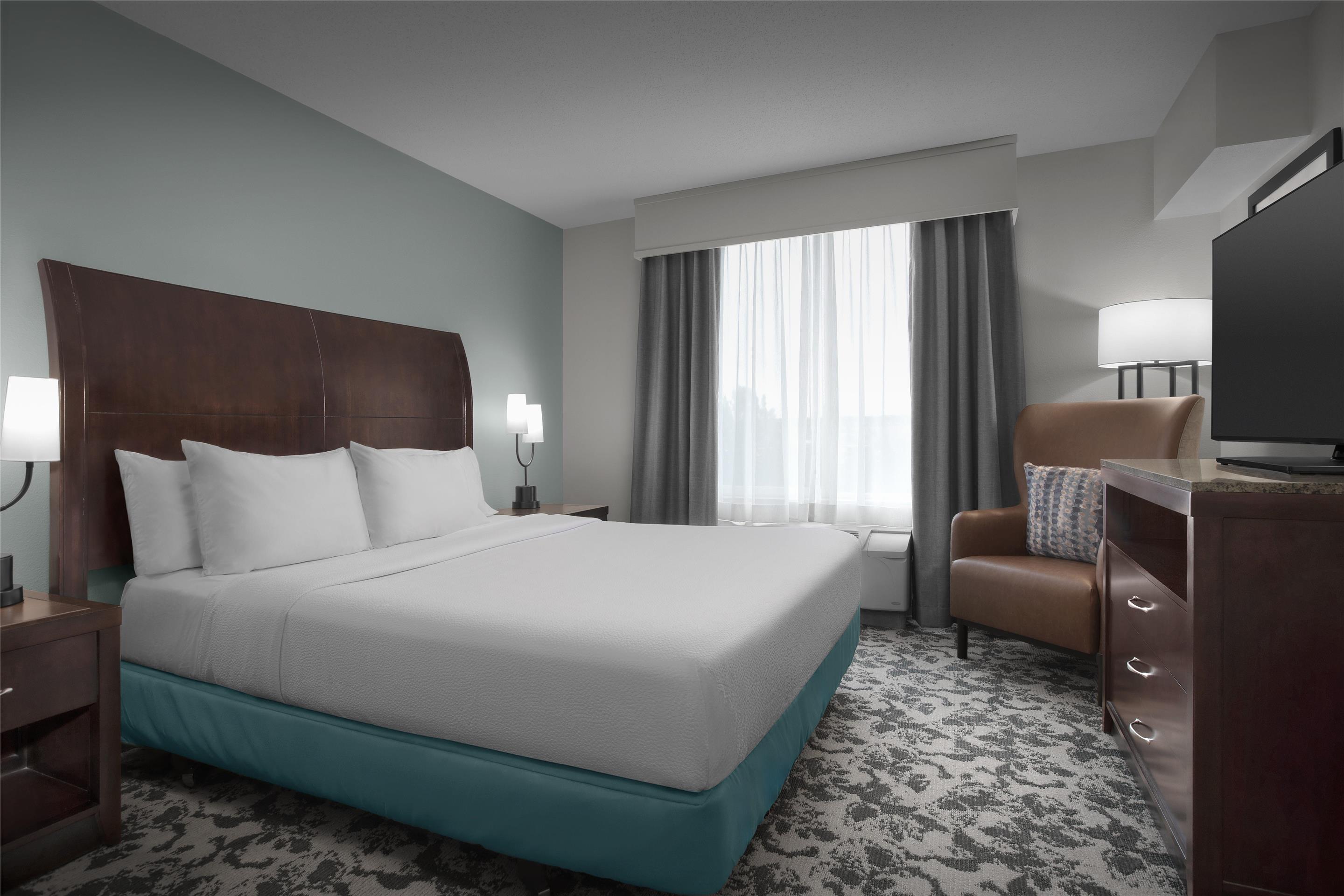 Guest room