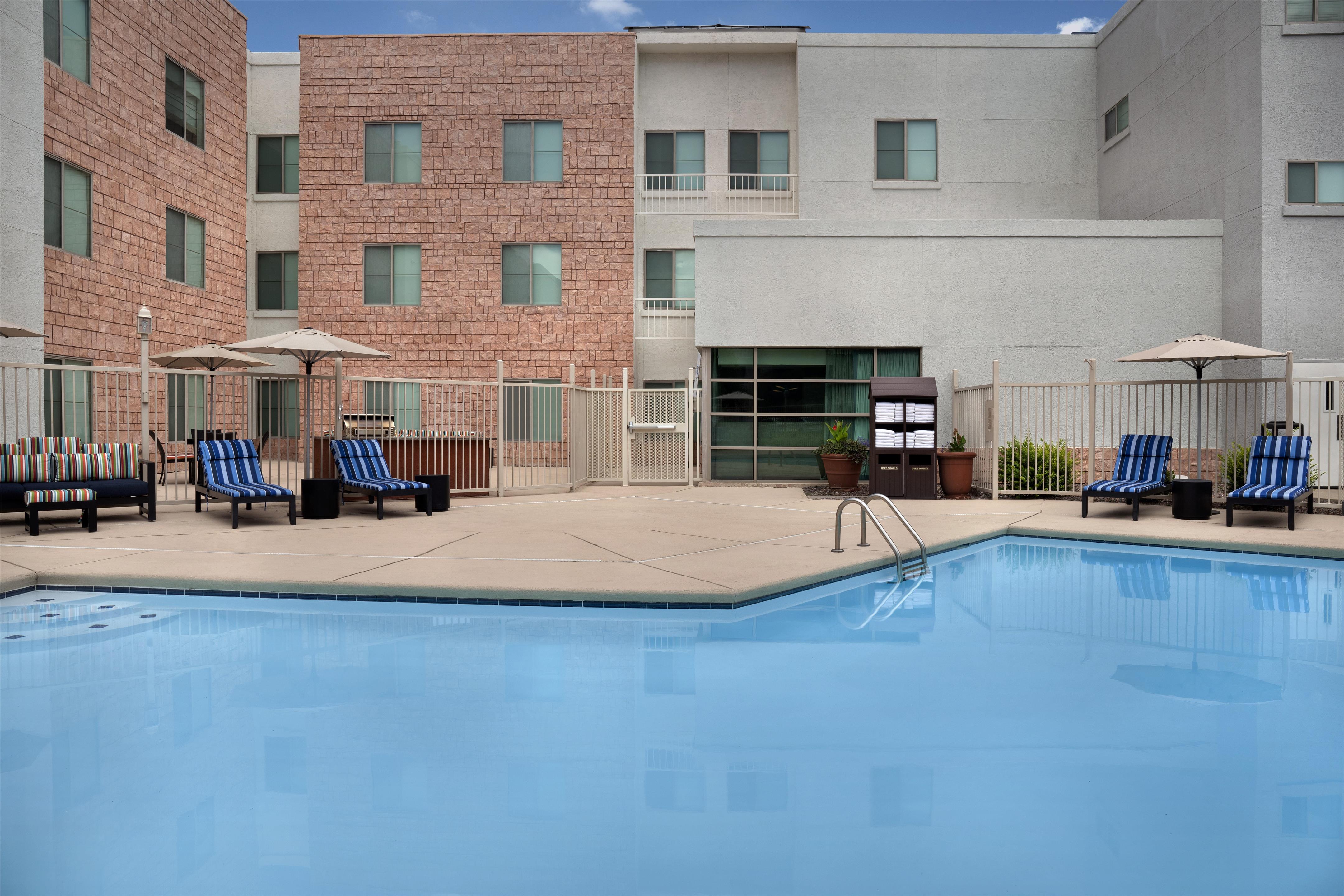 Pool | Hampton Inn & Suites Denver Tech Center
