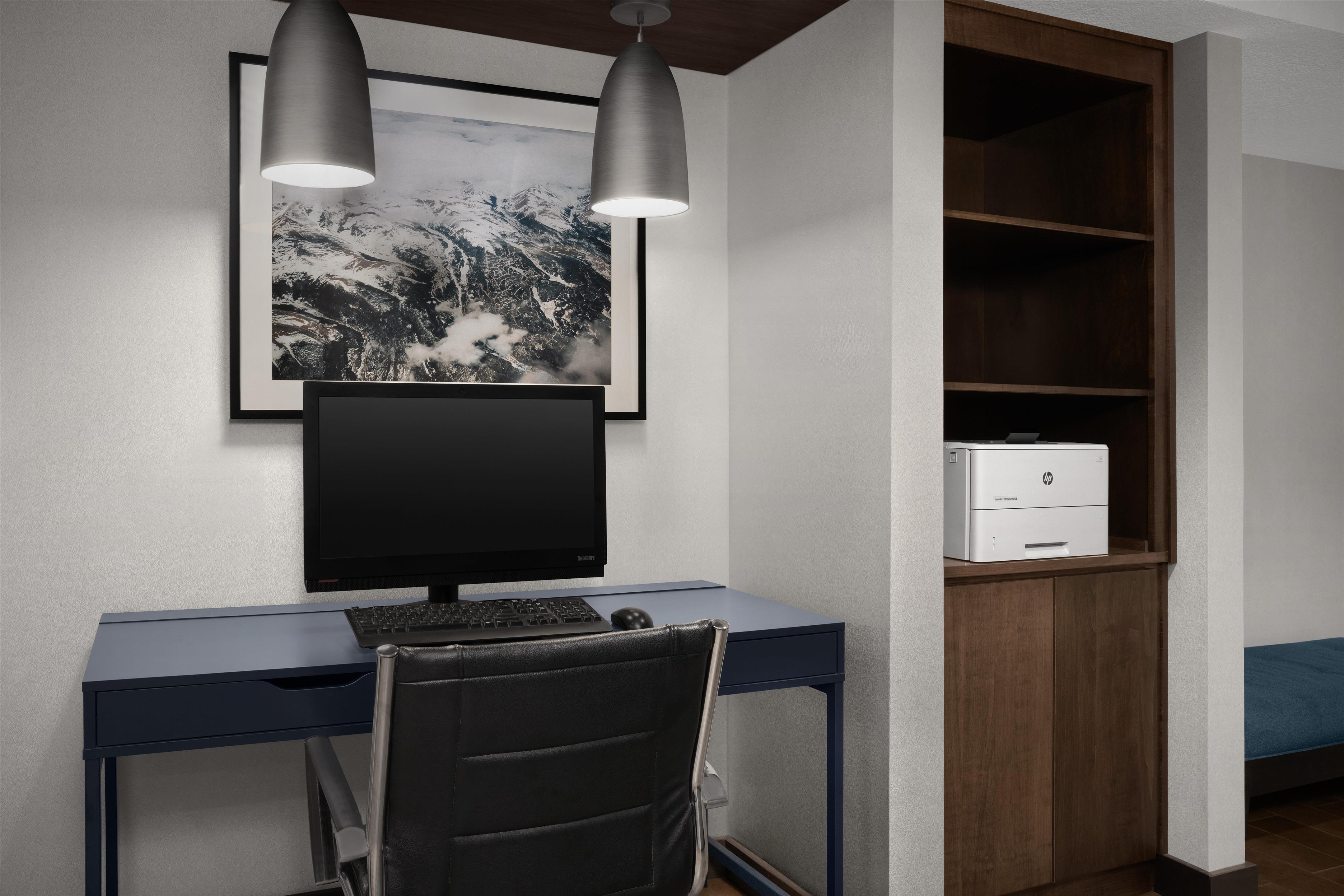 Business Center | Hampton Inn & Suites Denver Tech Center