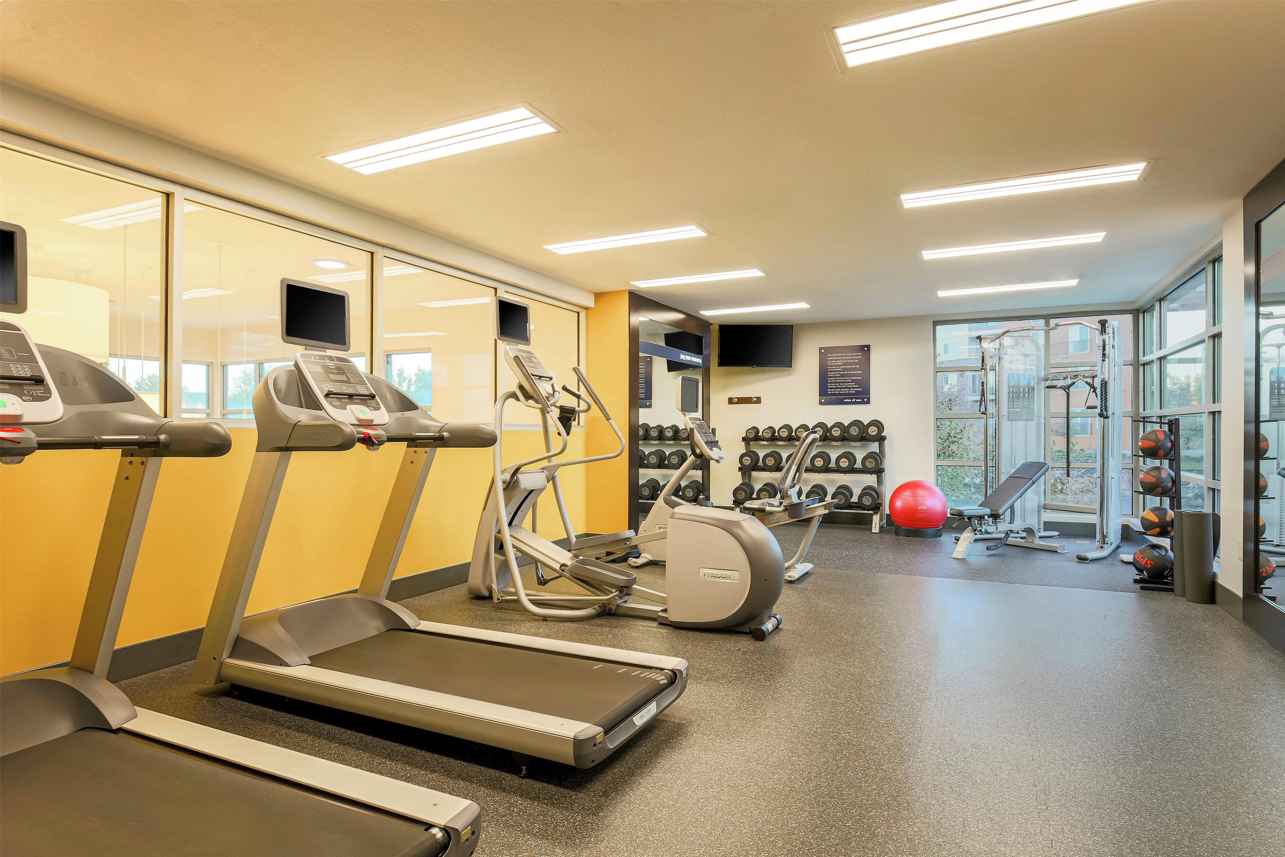 Health club fitness center gym | Hampton Inn & Suites Denver Tech Center