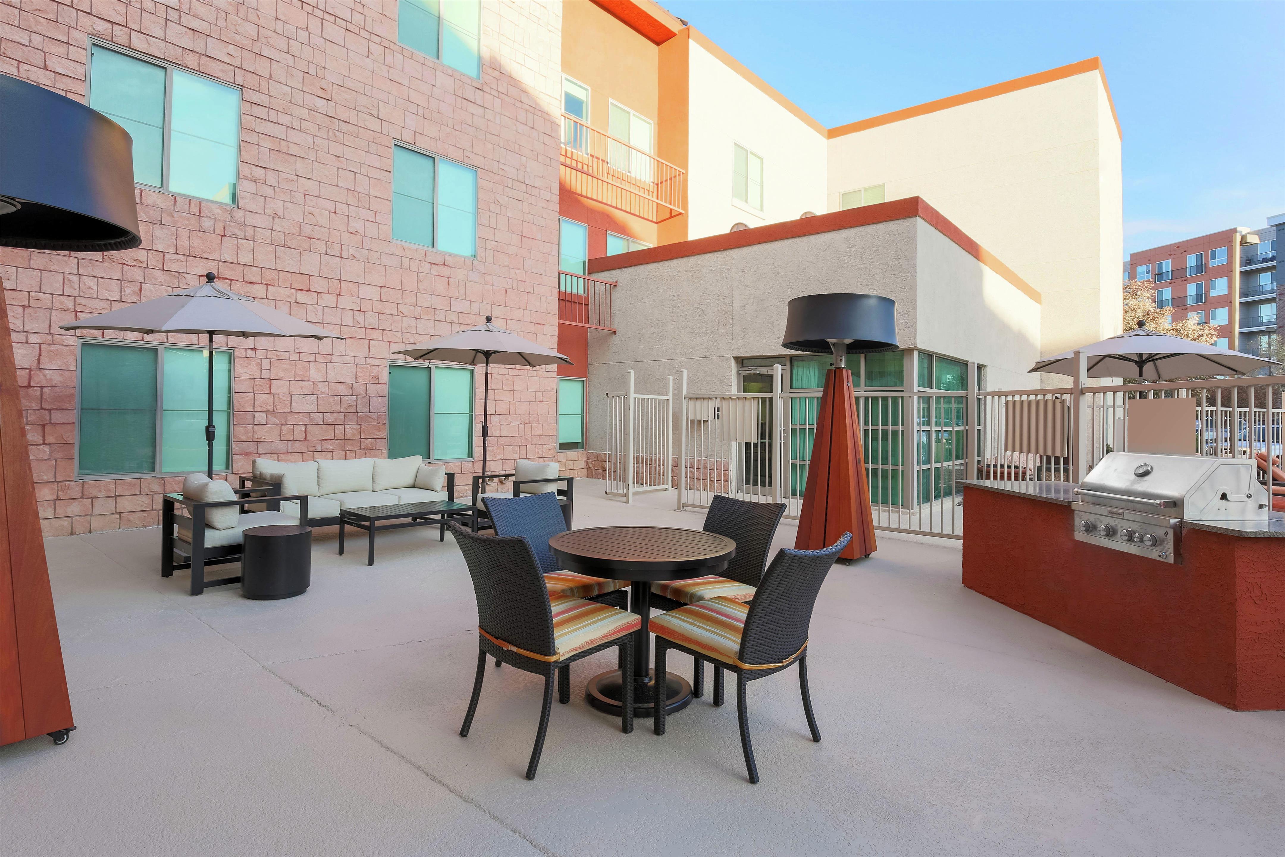 Exterior | Hampton Inn & Suites Denver Tech Center