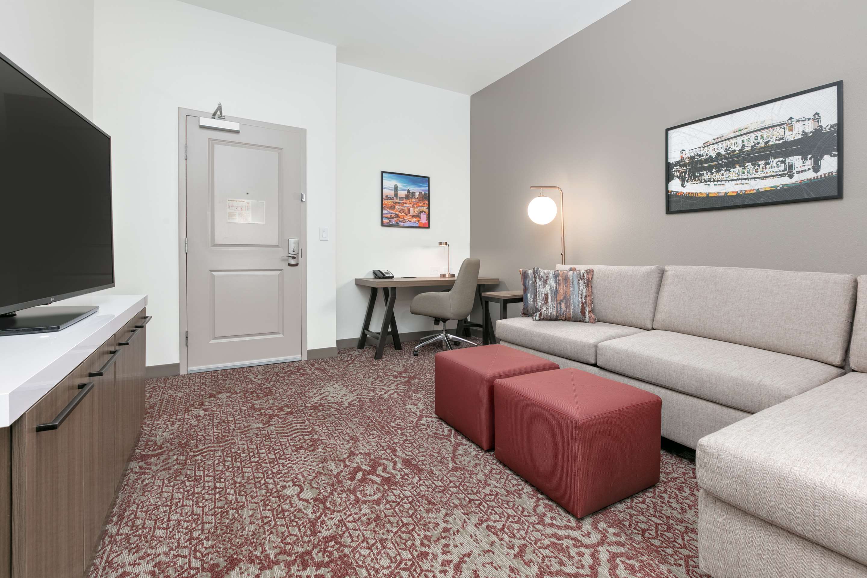 Guest room