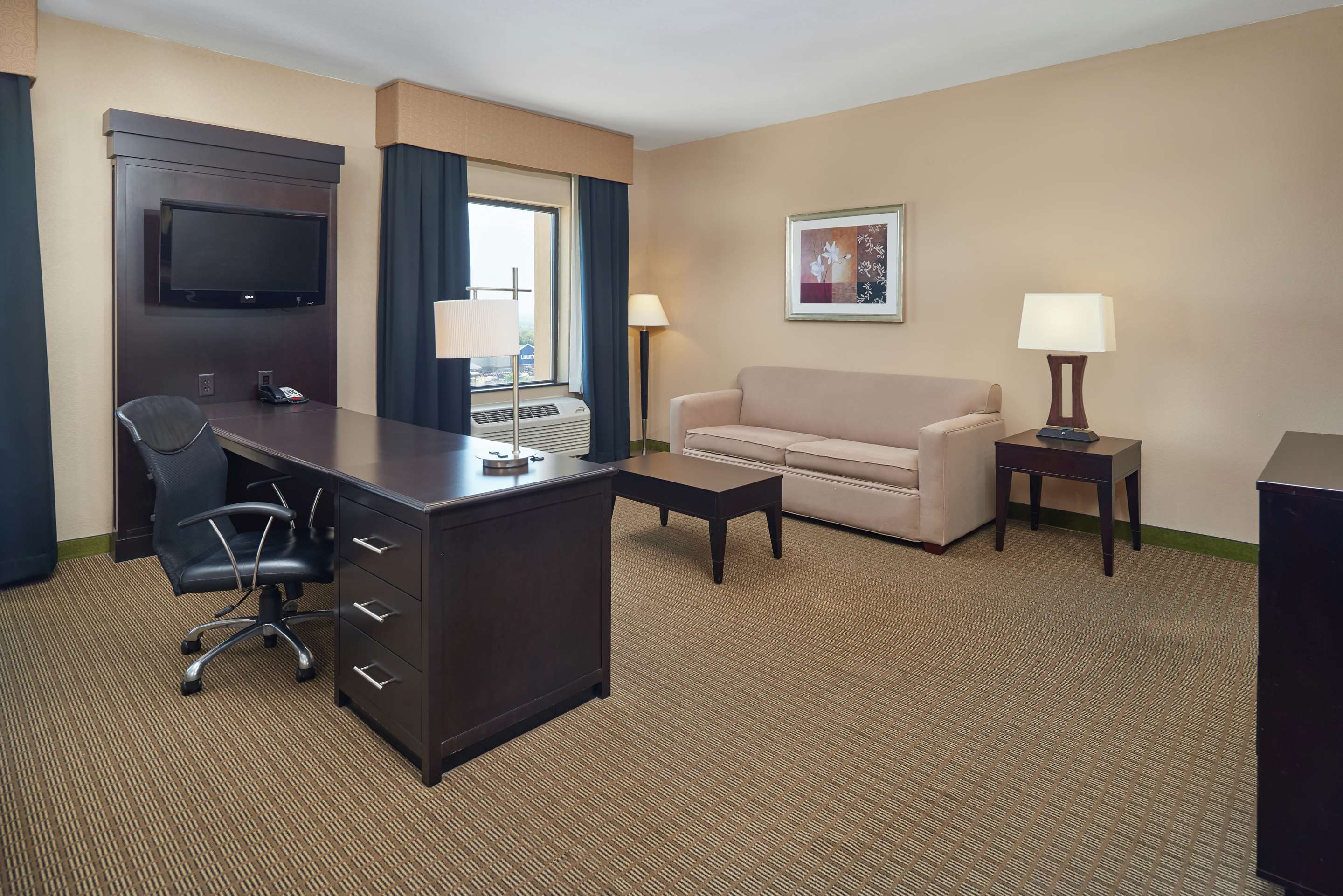 Guest room