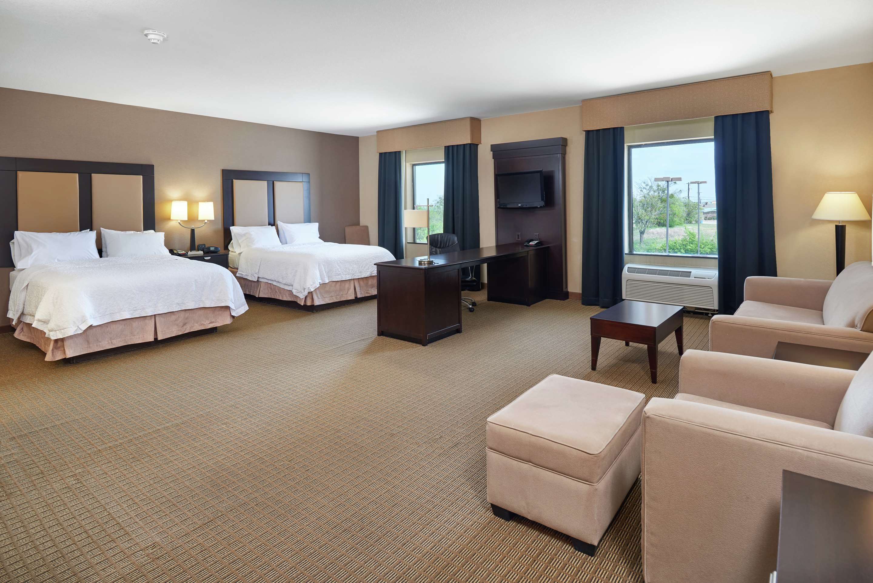 Guest room