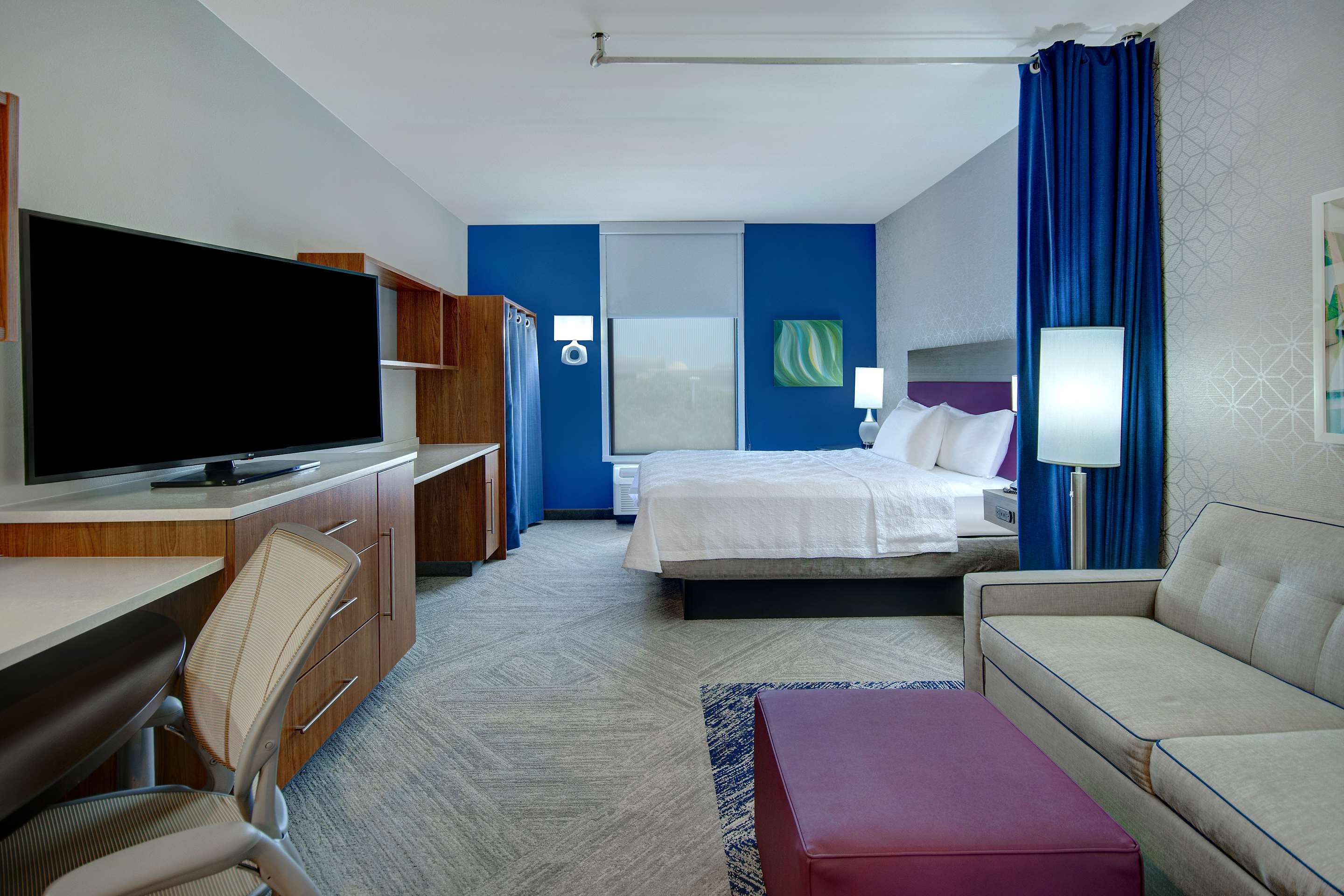 Guest room