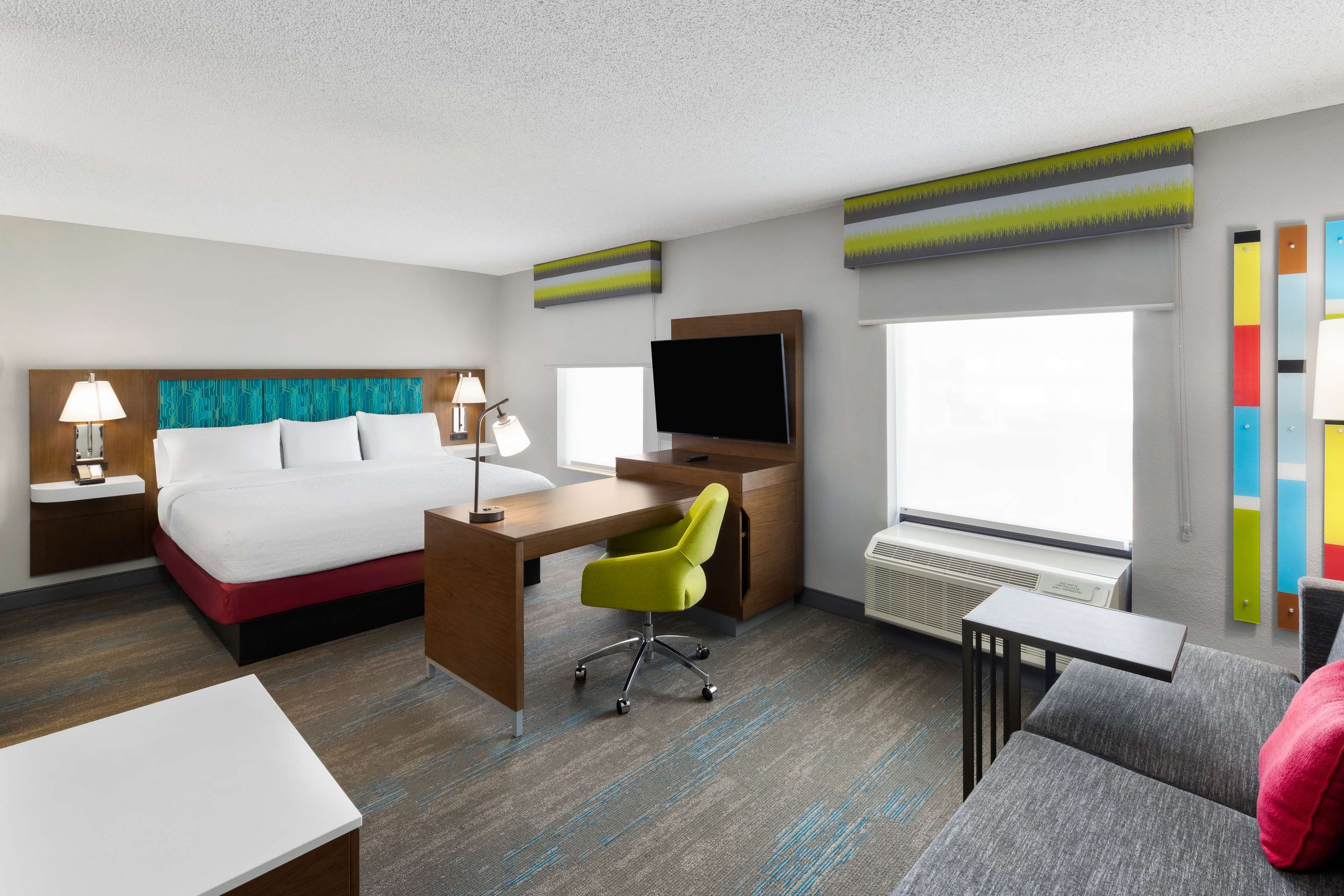 Hampton Inn & Suites Dothan Room Type - 1RMSUITE KING NON-SMOKING