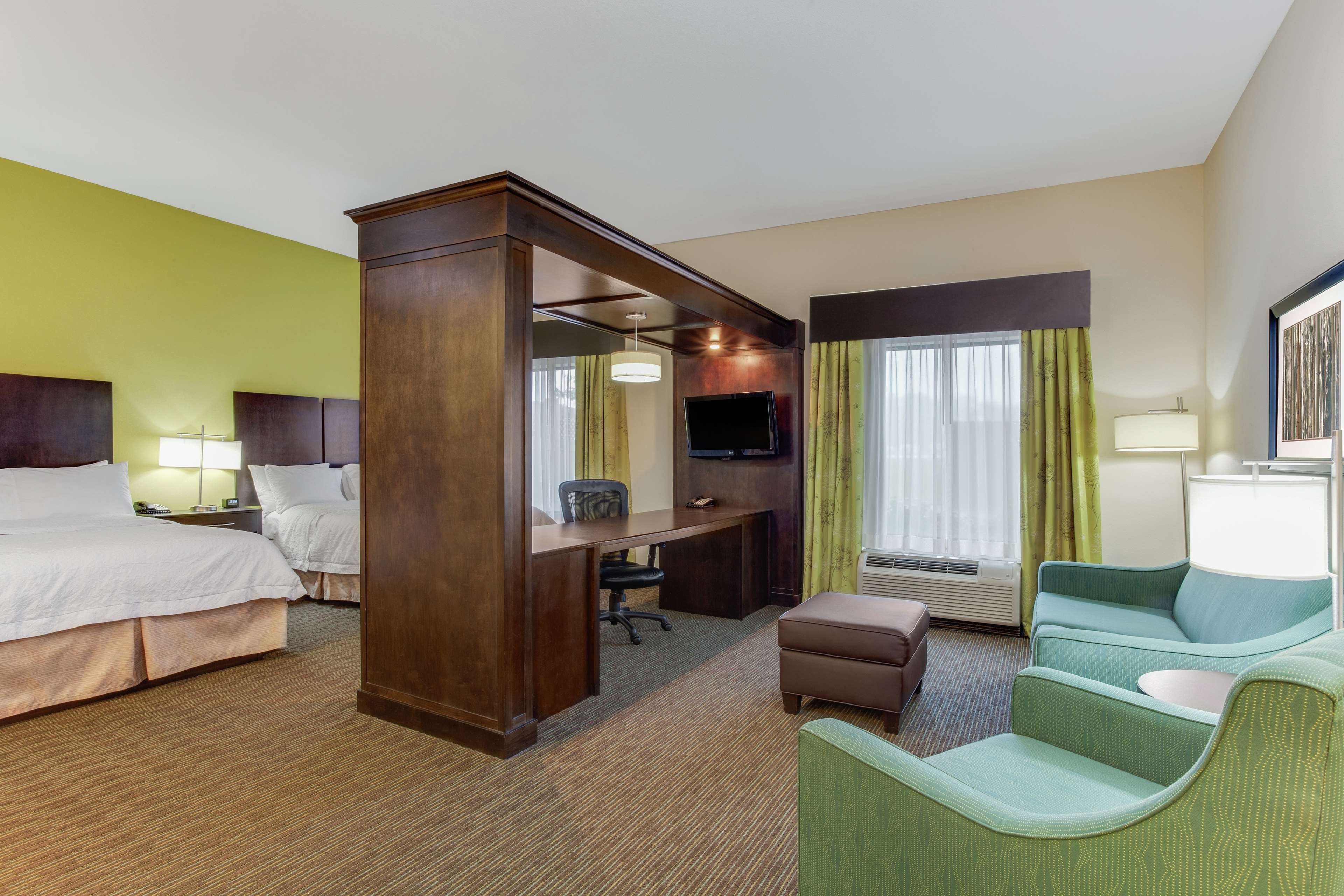 Hampton Inn Ozark Room Type - 2QN STDO MIC FRIDG WTBR NS
