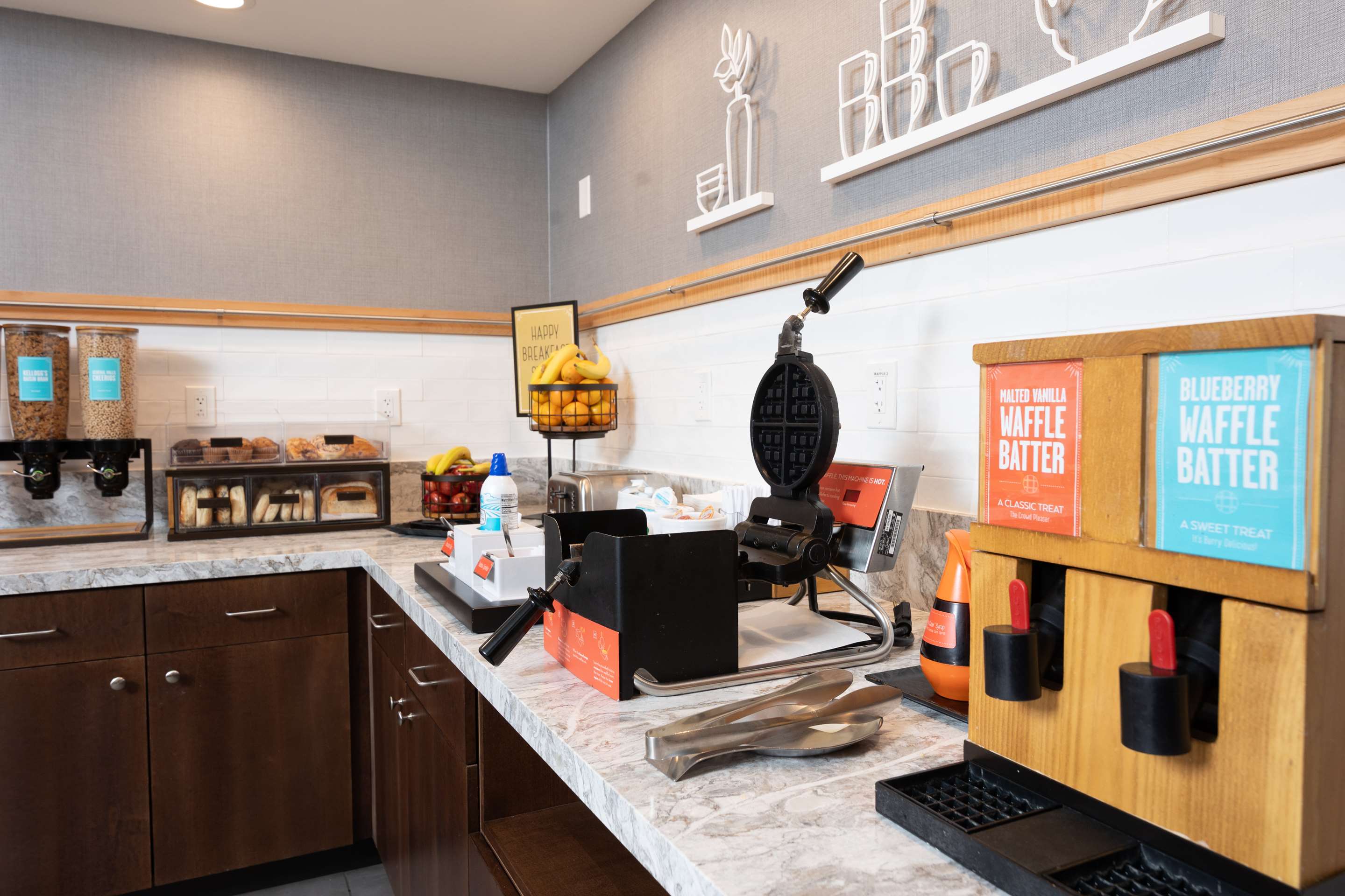 Breakfast Area | Hampton Inn Durango
