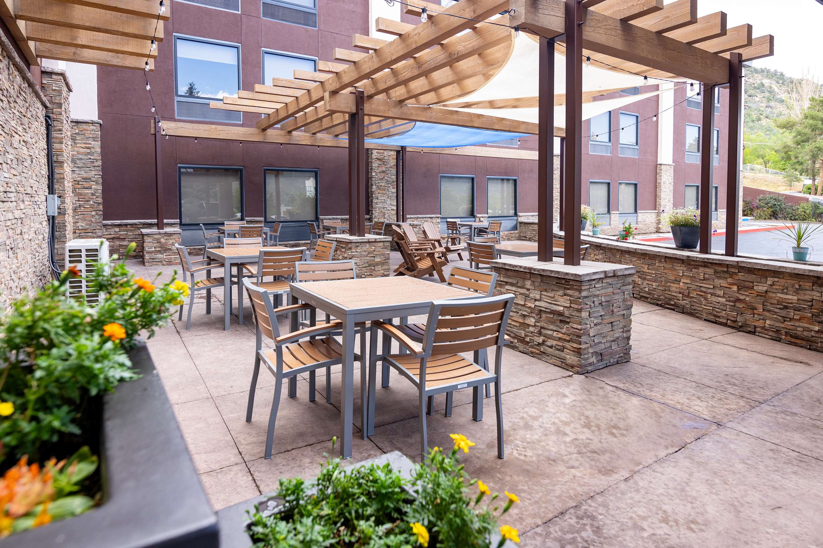 Exterior | Hampton Inn Durango
