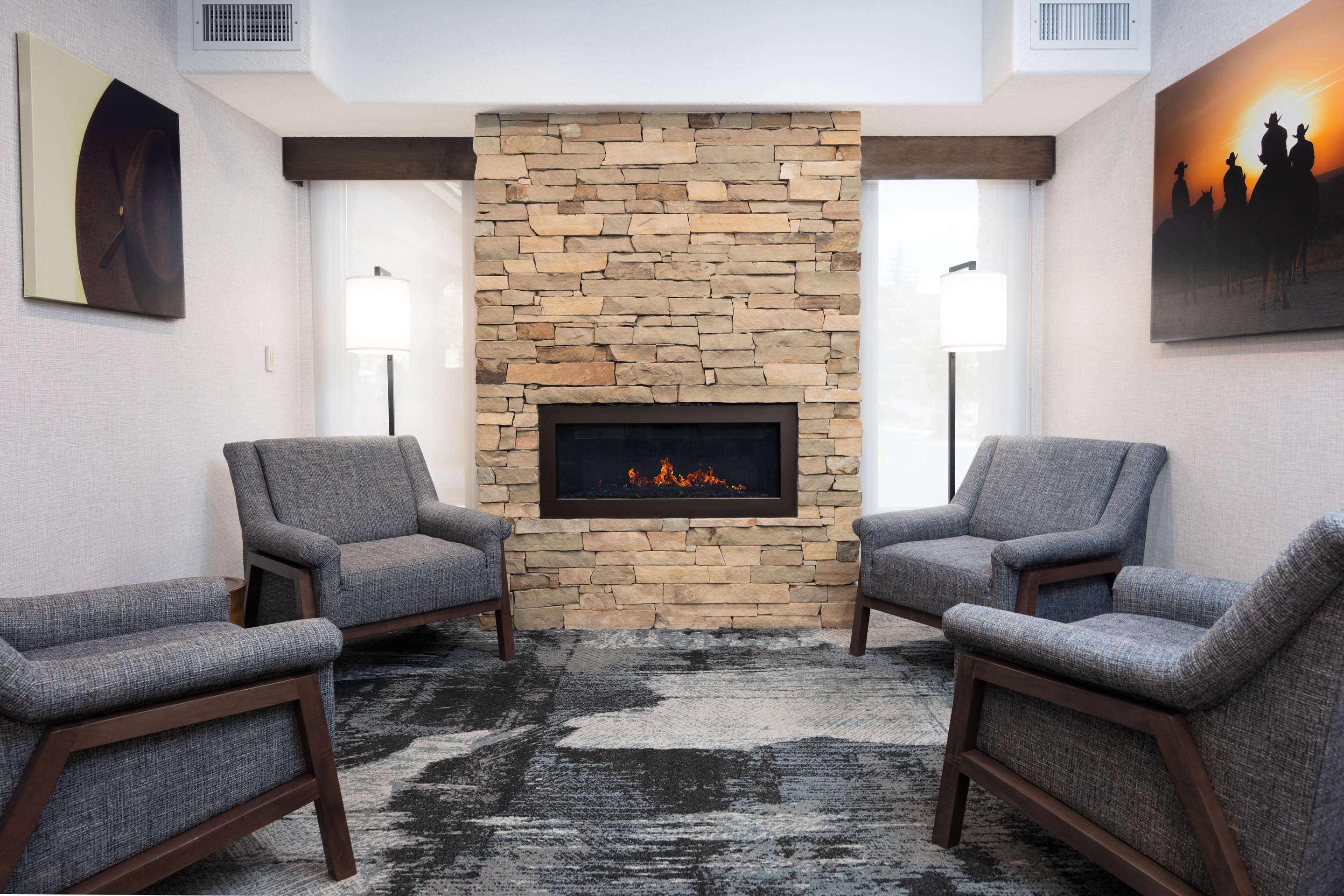 Lobby | Hampton Inn Durango