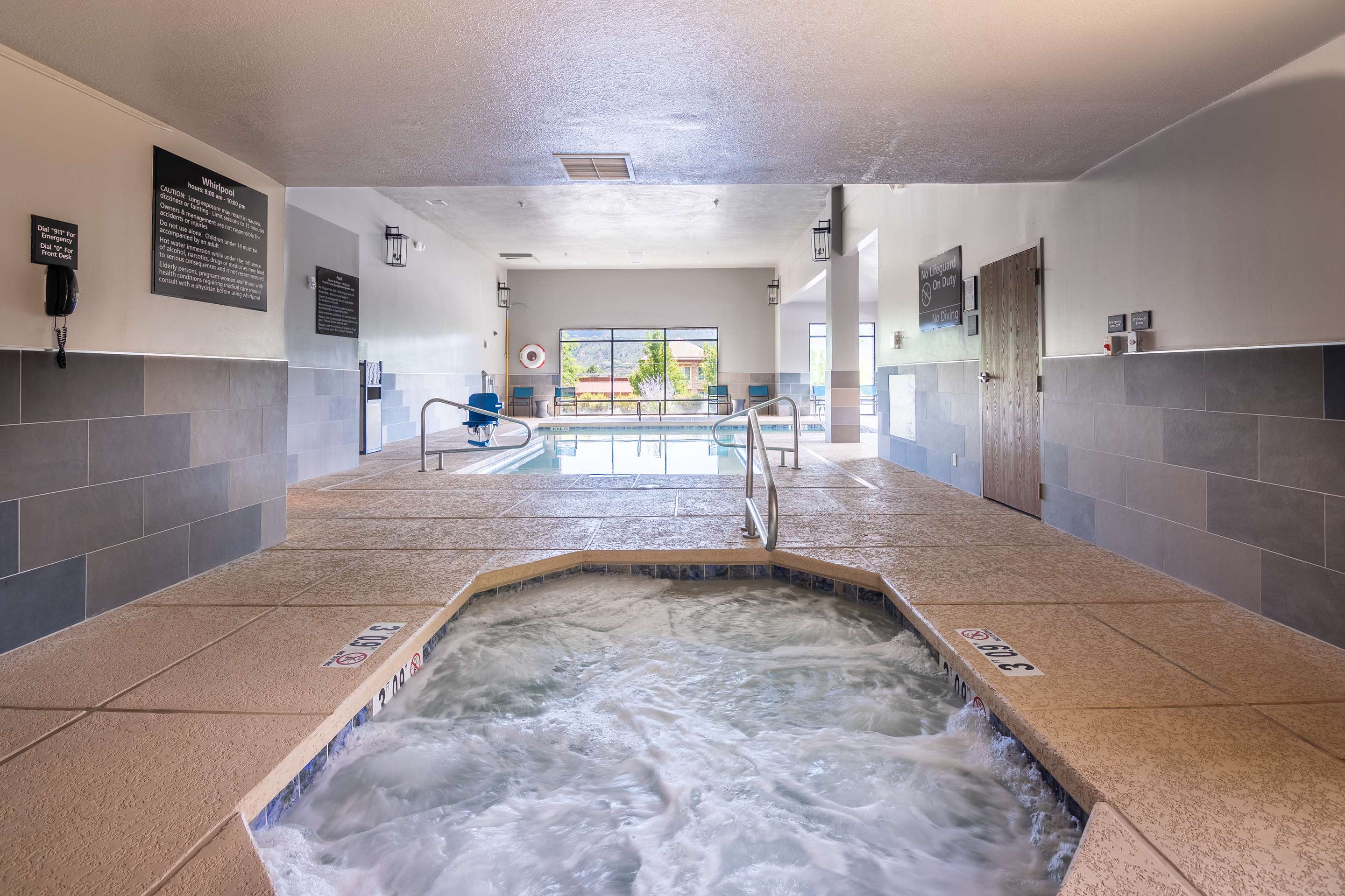 Pool | Hampton Inn Durango