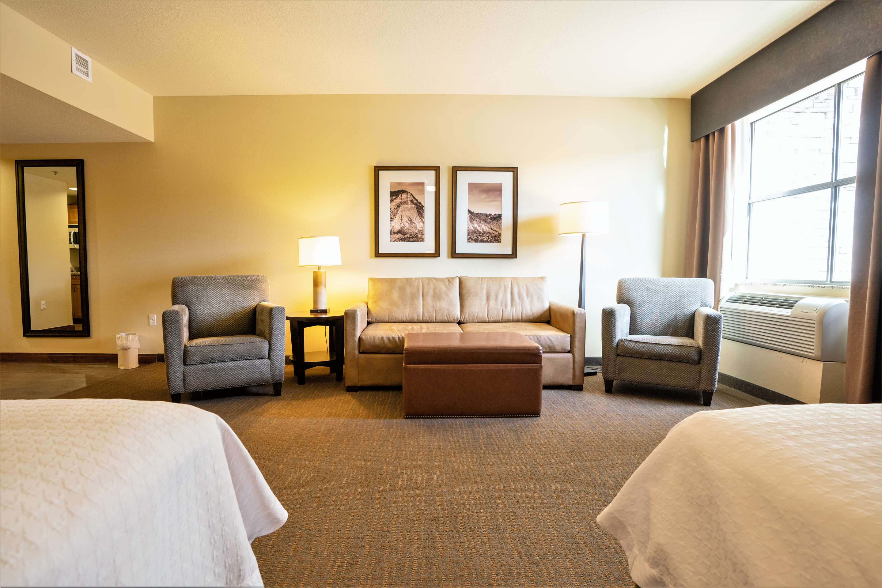 Guest room