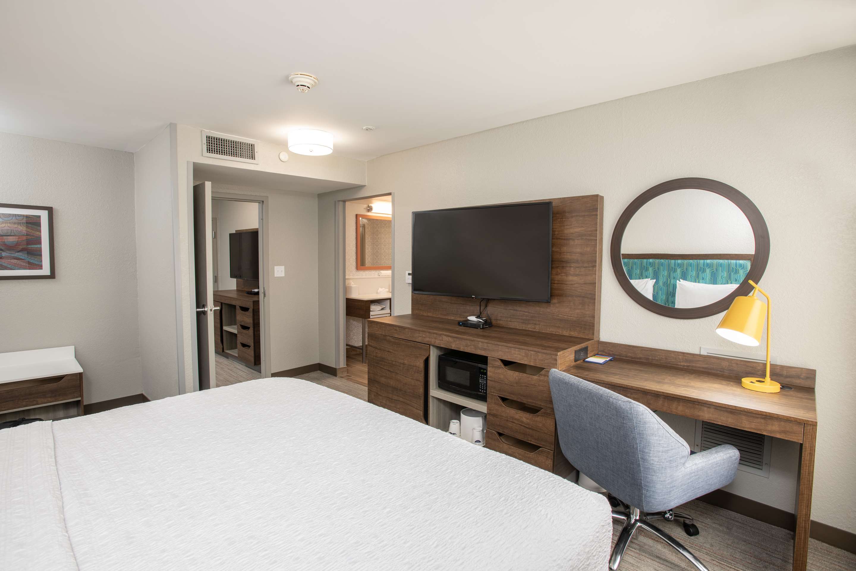 Guest room