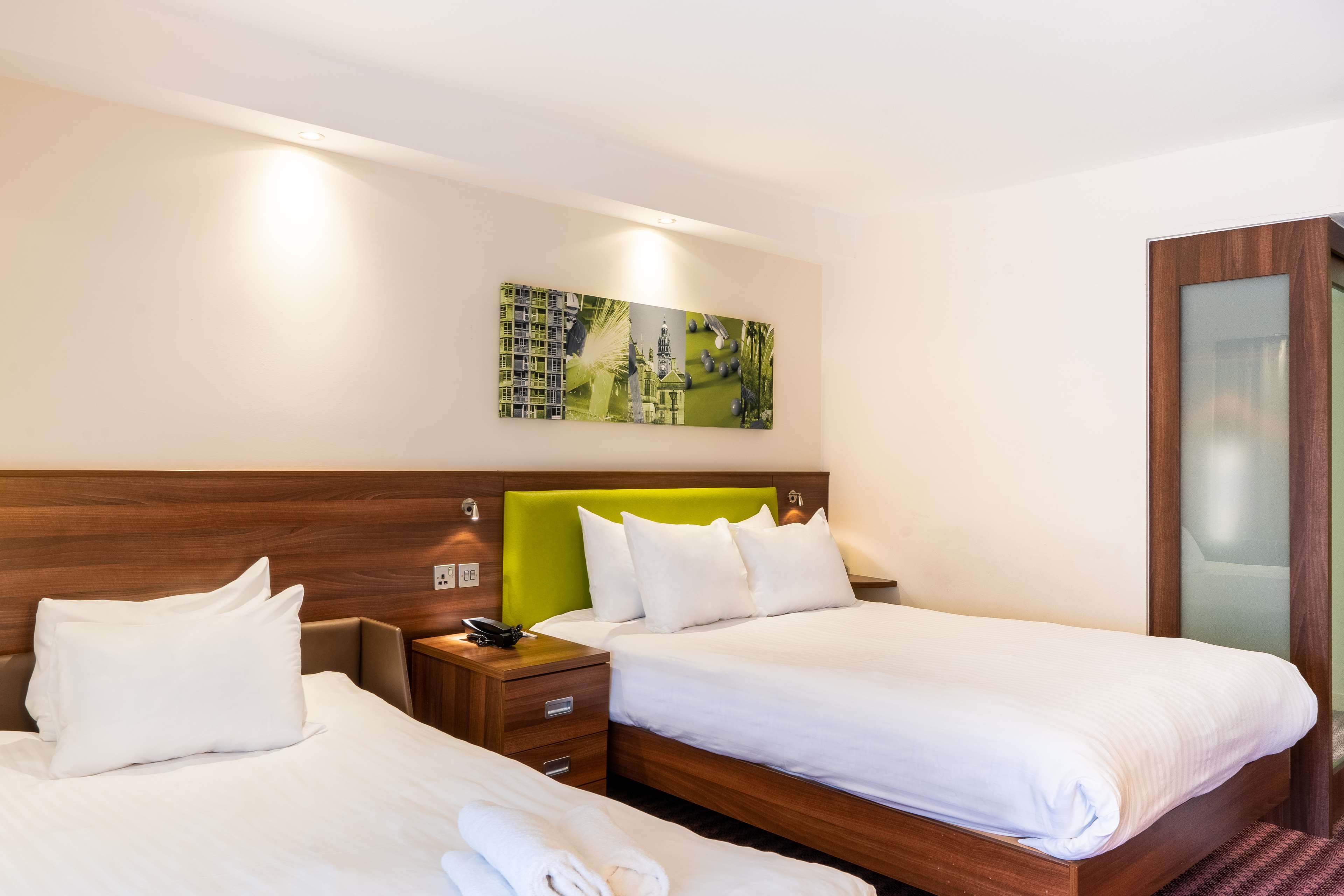 Hampton By Hilton Sheffield Room Type - TWIN ROOM NON SMOKING